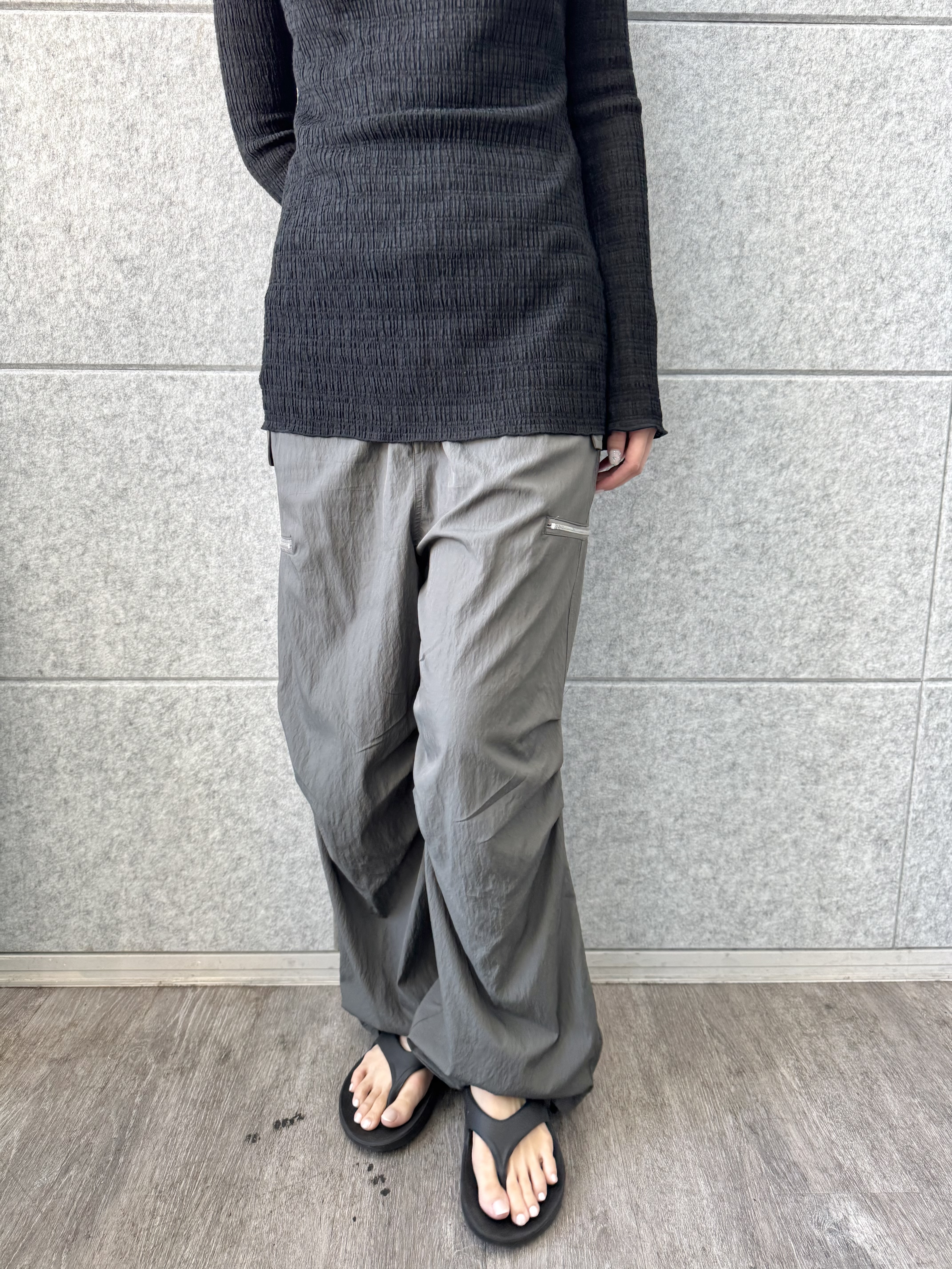 uchi__yamaさんの「CODE A｜Airy volume cargo」を使ったコーディネート