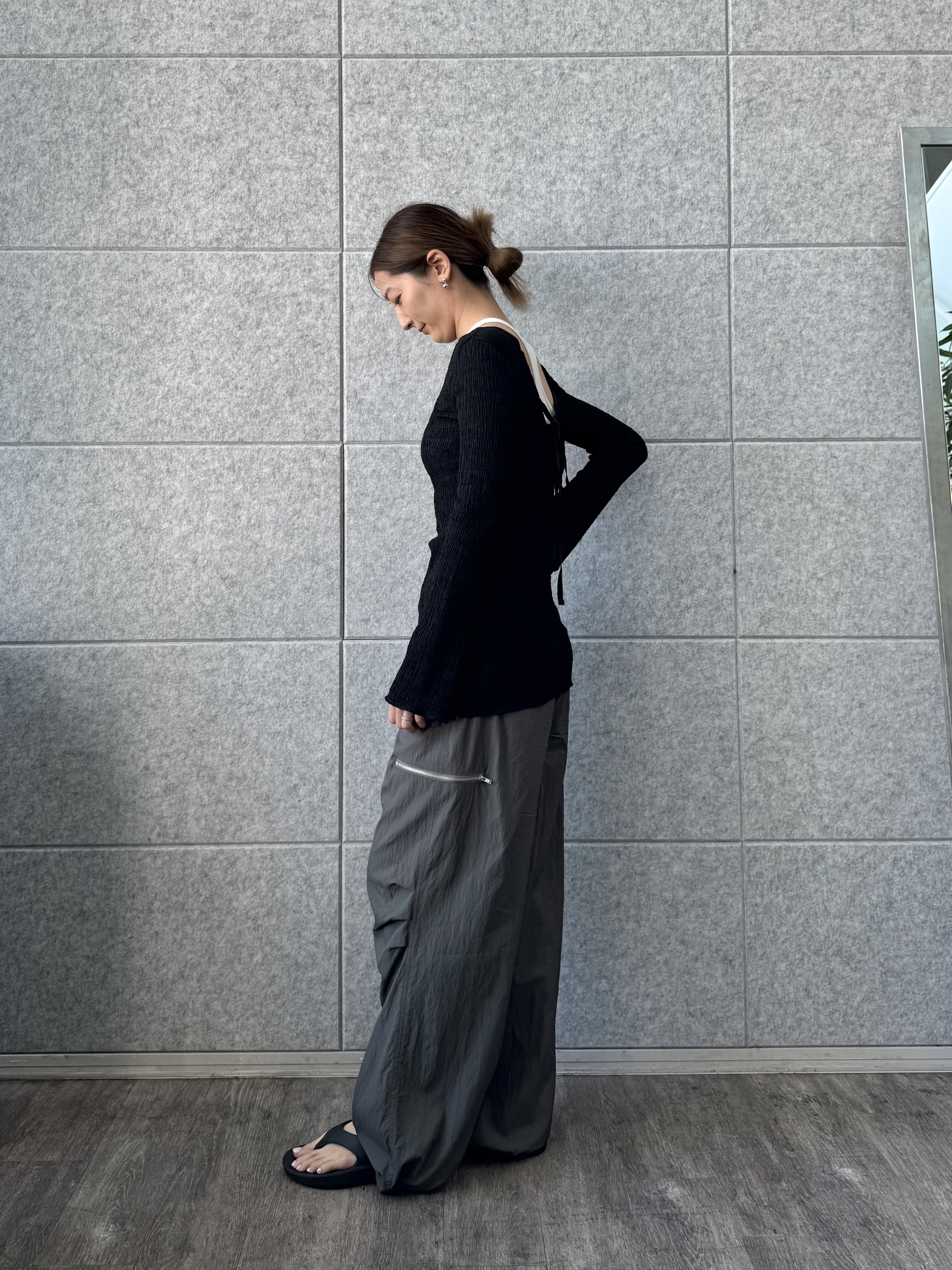uchi__yamaさんの「CODE A｜Airy volume cargo」を使ったコーディネート