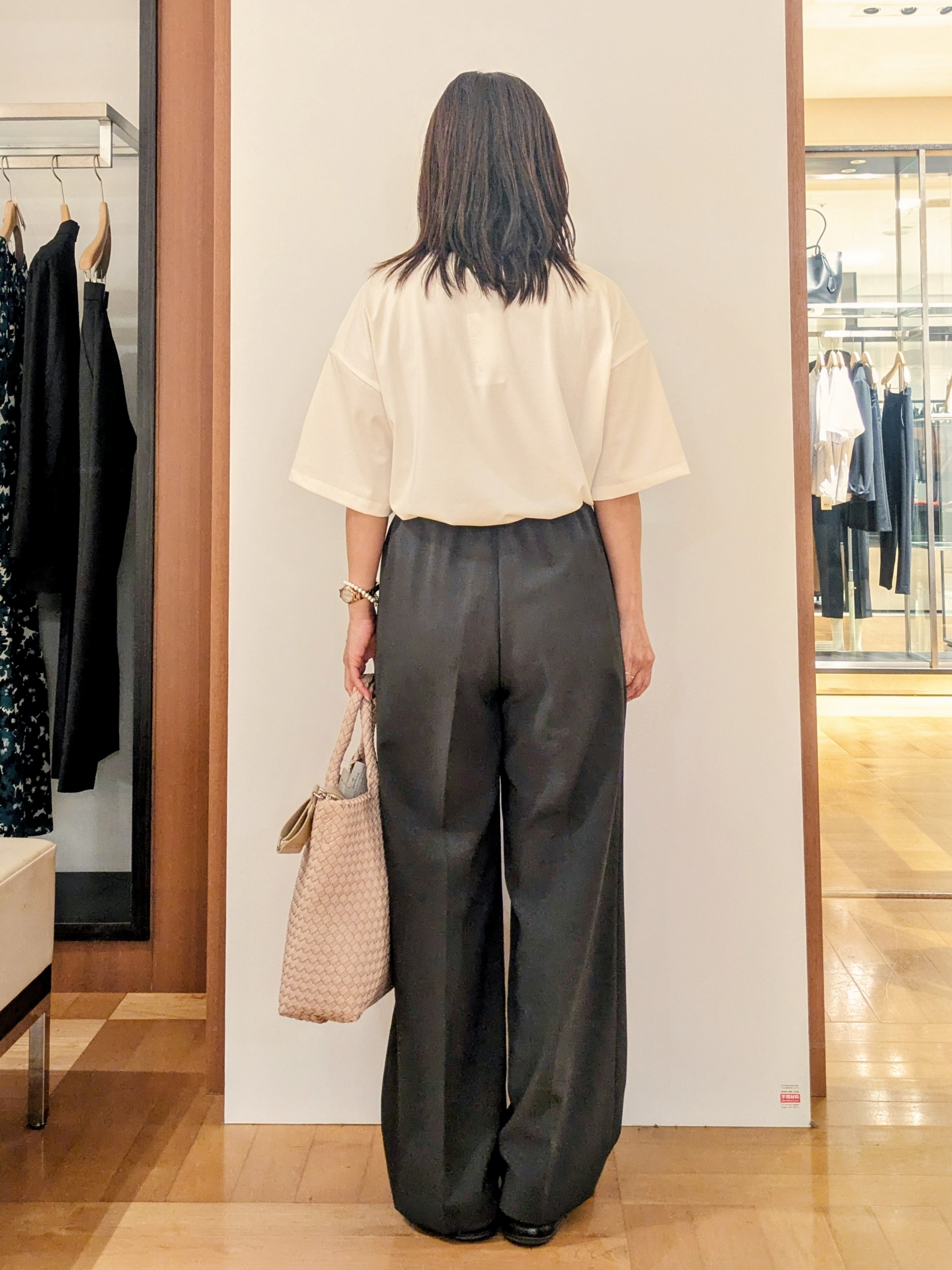 laverさんの「UNTITLED｜【秋羽織り/セットアップ可/UVカット】エアリークールドロストシャツ」を使ったコーディネート