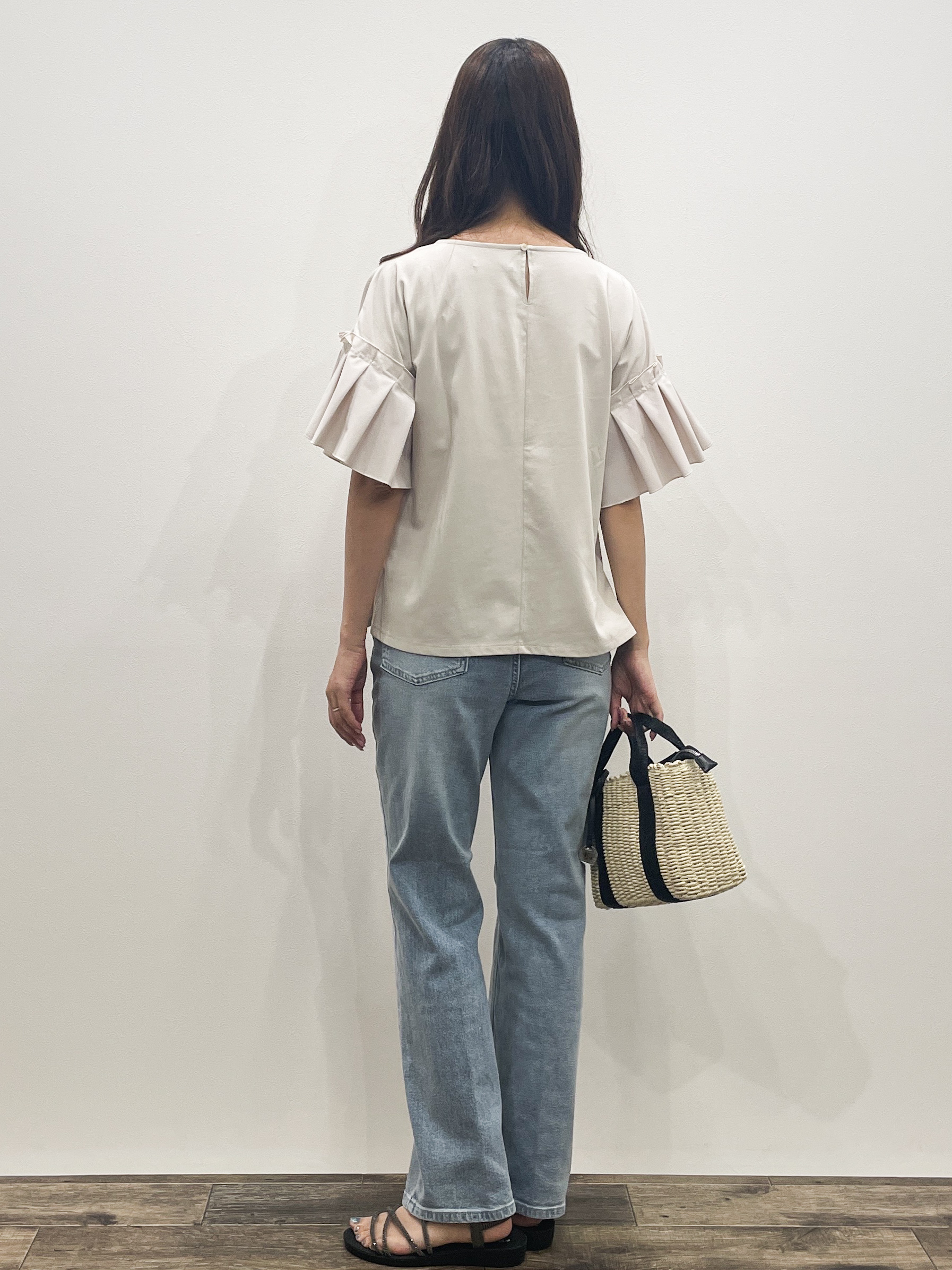 Aikoさんの「OPAQUE.CLIP｜【接触冷感】タックスリーブカットソー《洗濯機OK》」を使ったコーディネート