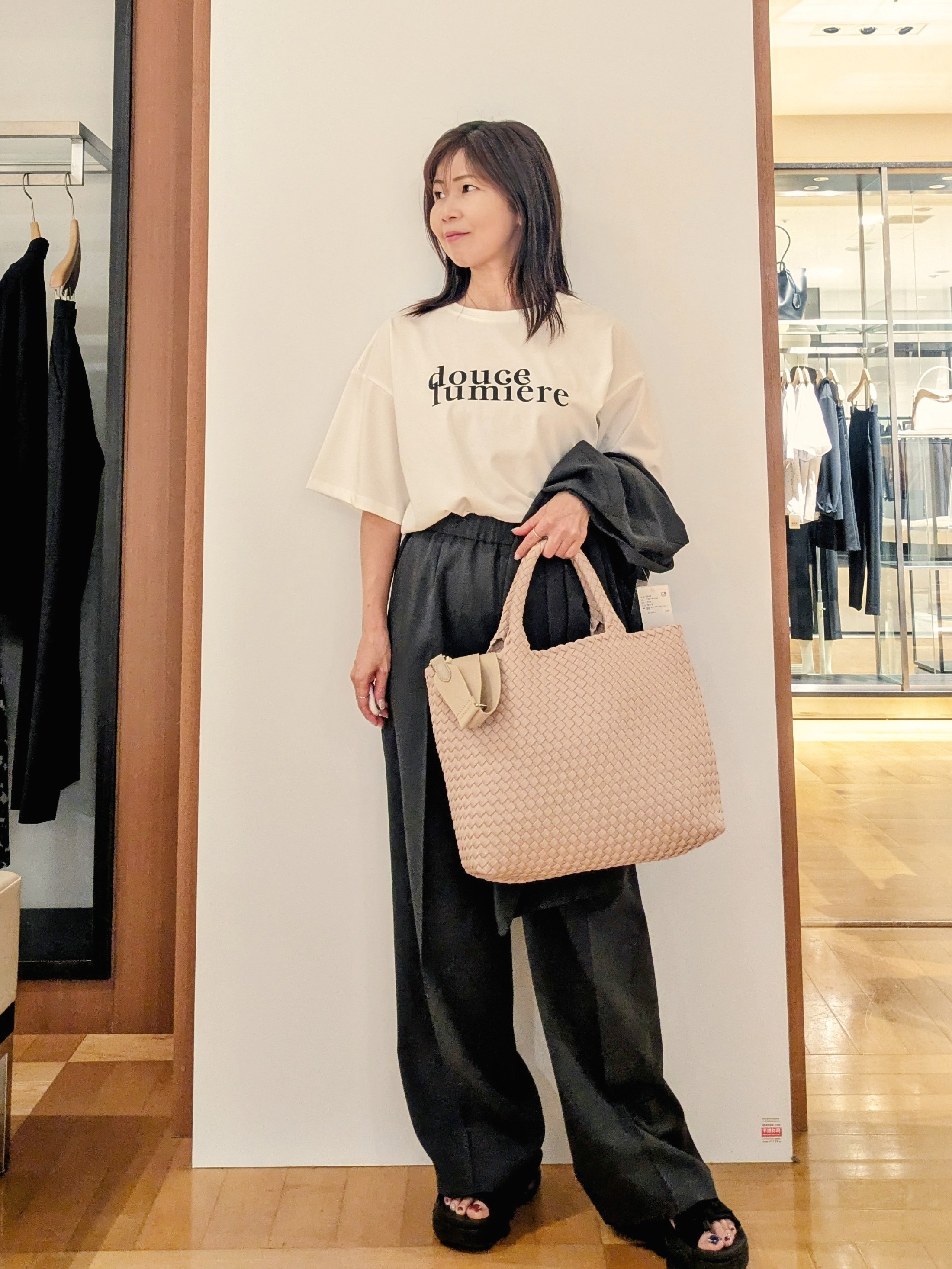 laverさんの「UNTITLED｜【秋羽織り/セットアップ可/UVカット】エアリークールドロストシャツ」を使ったコーディネート