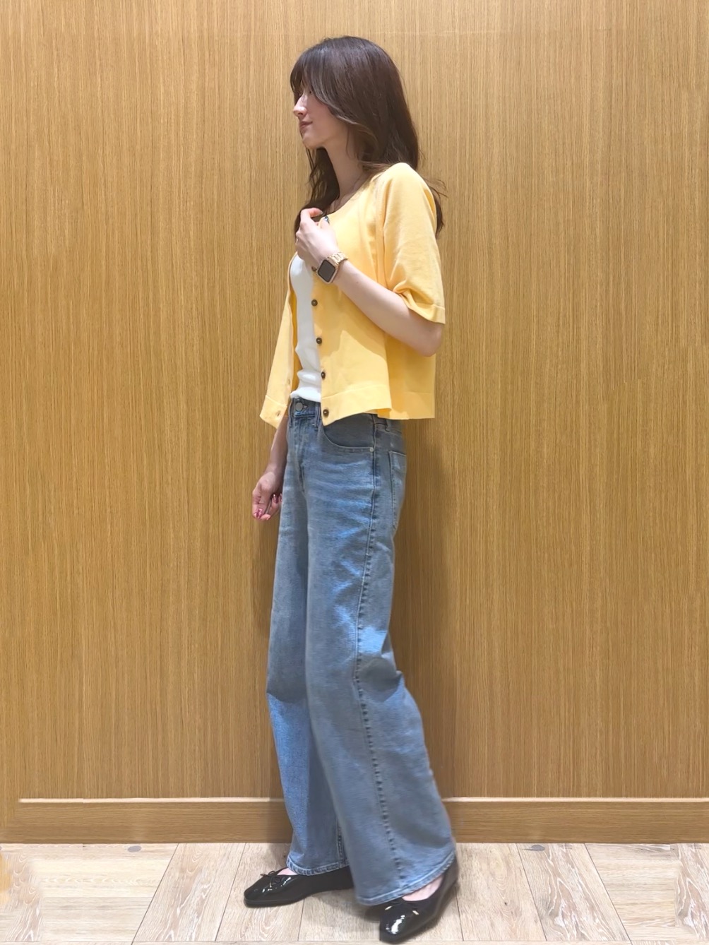 memeさんの「OPAQUE.CLIP｜【UV】ドライタッチラメニットカーディガン《洗える》」を使ったコーディネート