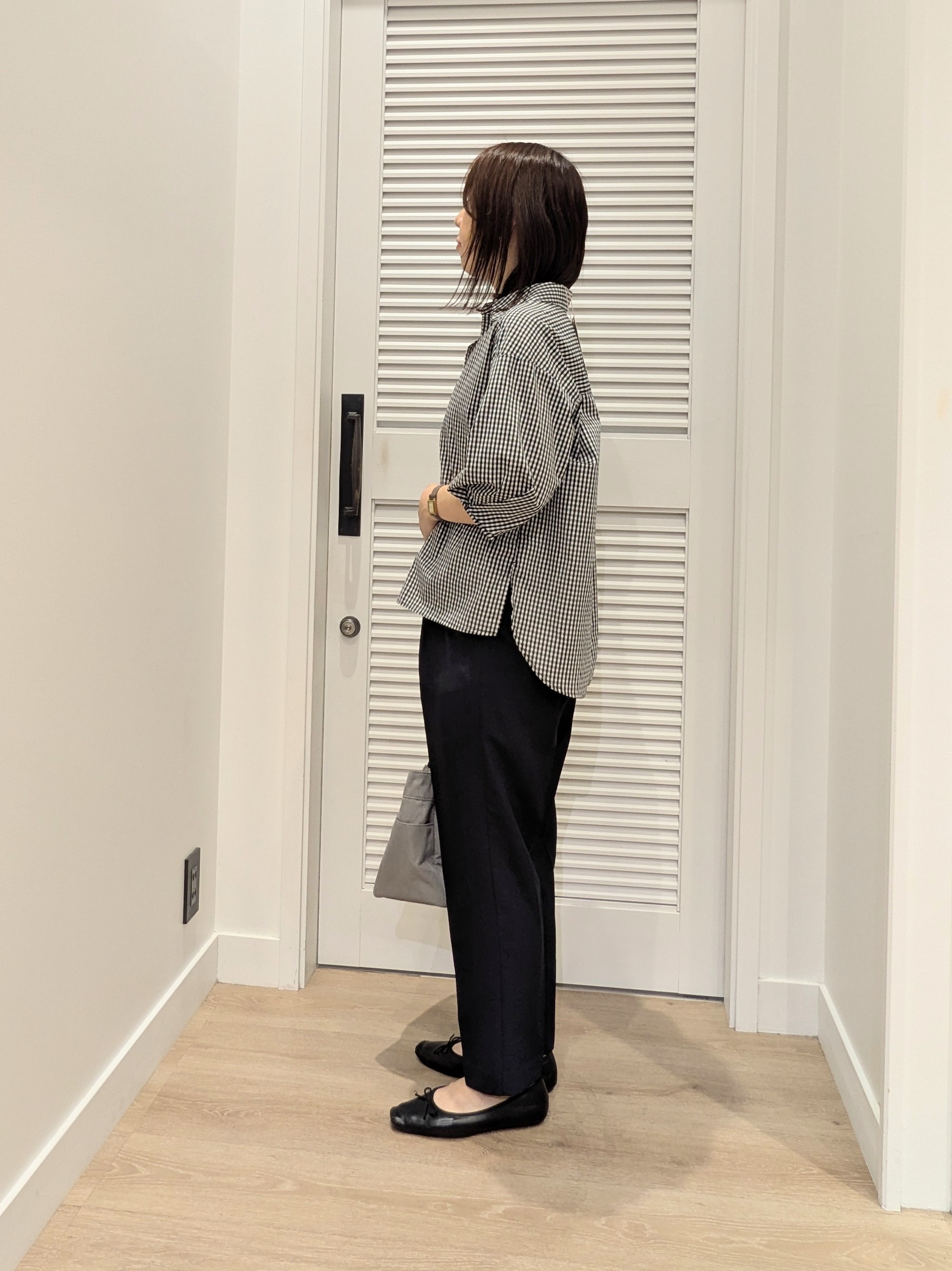 enさんの「Dessin｜【接触冷感/ウエストゴム/洗える】イージーテーパードパンツ」を使ったコーディネート
