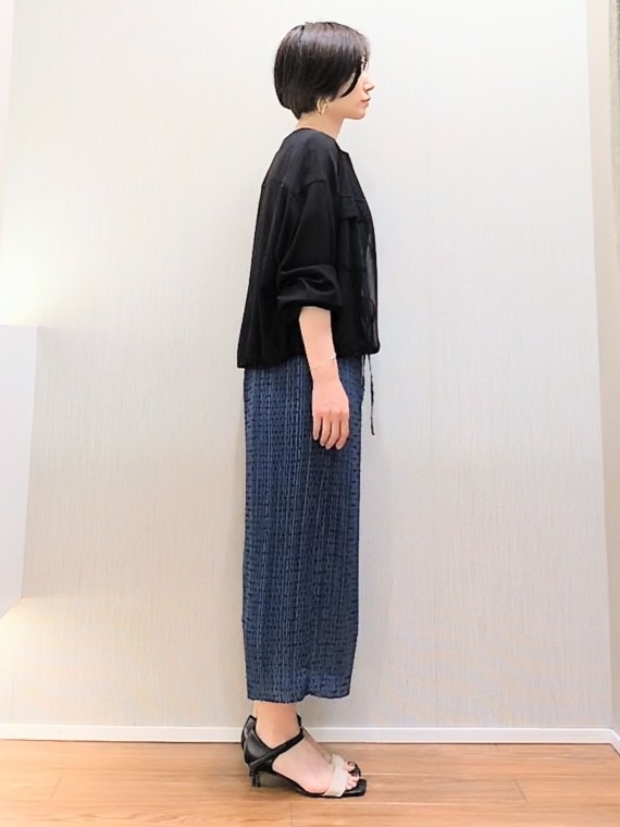 ミズタさんの「UNTITLED｜◆【洗える】シアーブルゾン」を使ったコーディネート