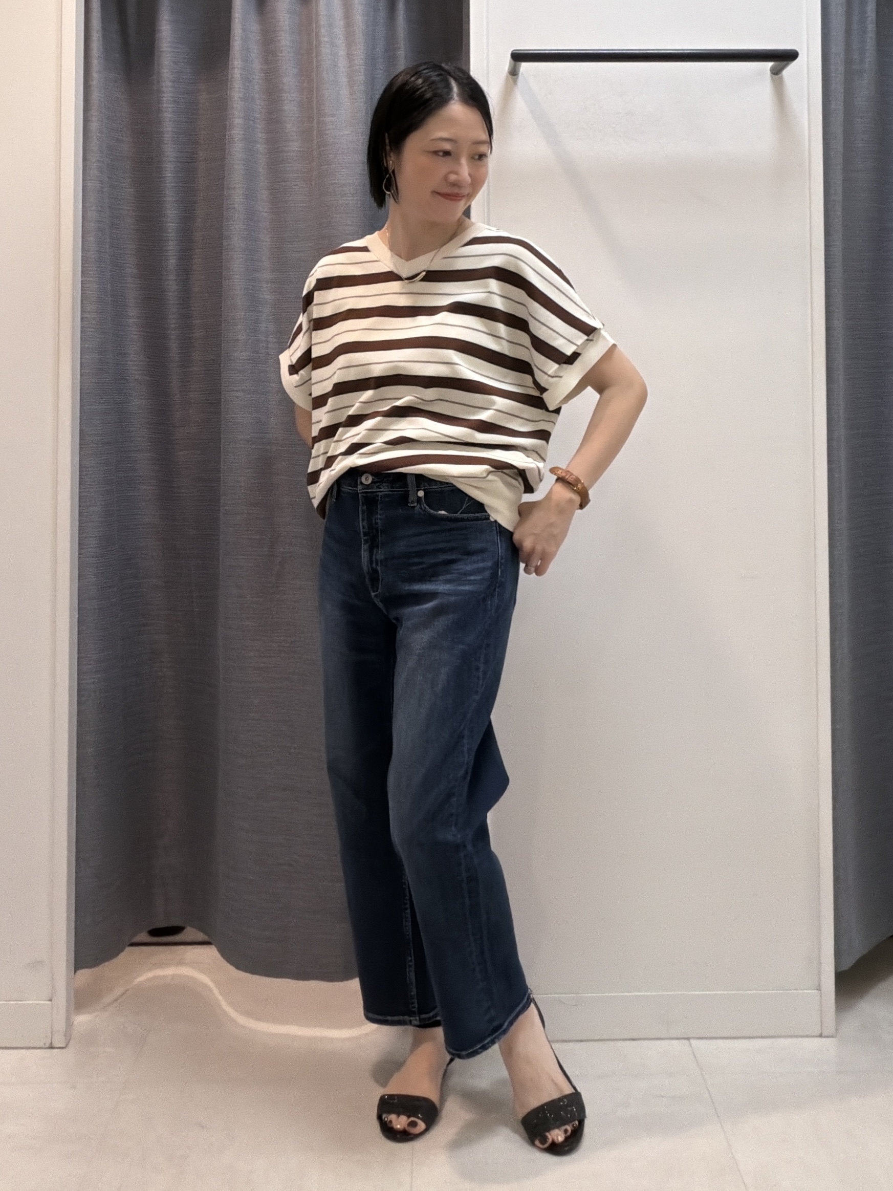 shihoさんの「INDIVI｜【肌に張りつきにくい/前後2WAY】ドライタッチコットンプルオーバー」を使ったコーディネート