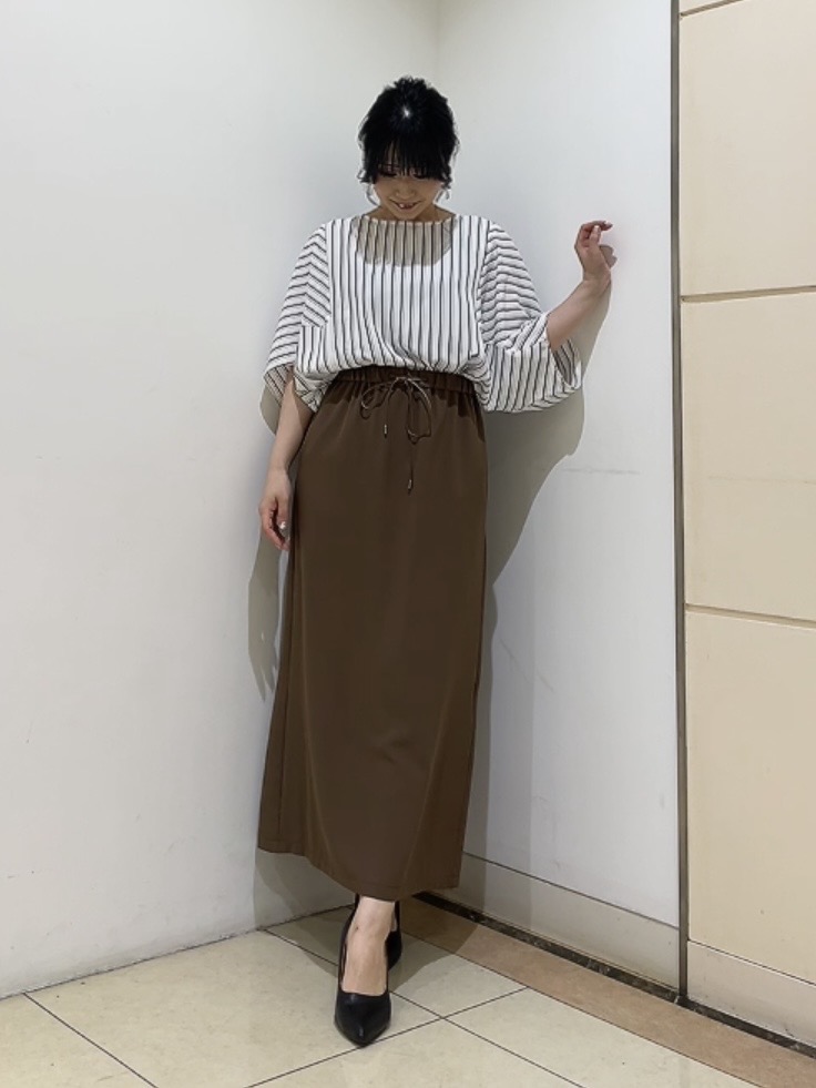 watanabeさんの「UNTITLED｜【UVケア／接触冷感】ジョーゼットドルマンブラウス」を使ったコーディネート