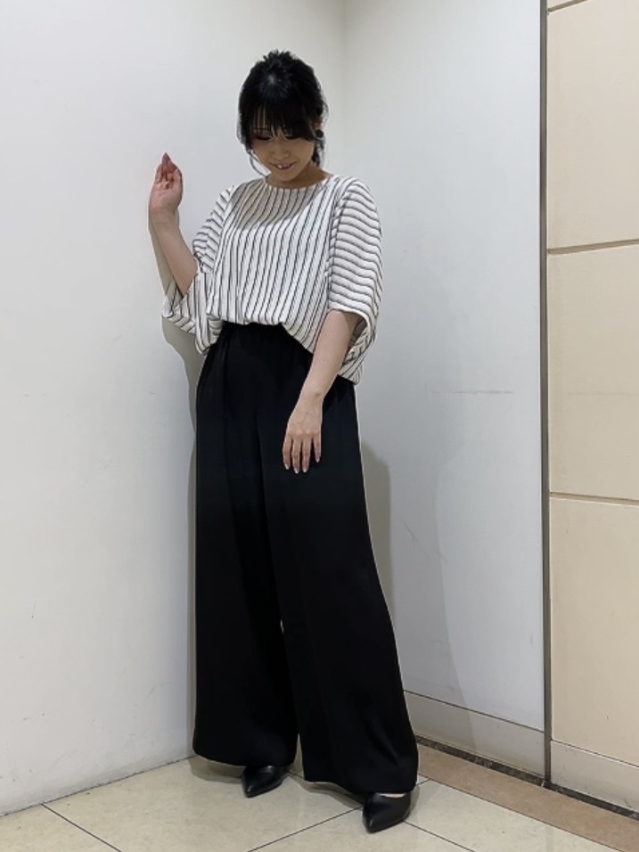watanabeさんの「UNTITLED｜【洗える／UVケア】ジョーゼットドルマンブラウス」を使ったコーディネート