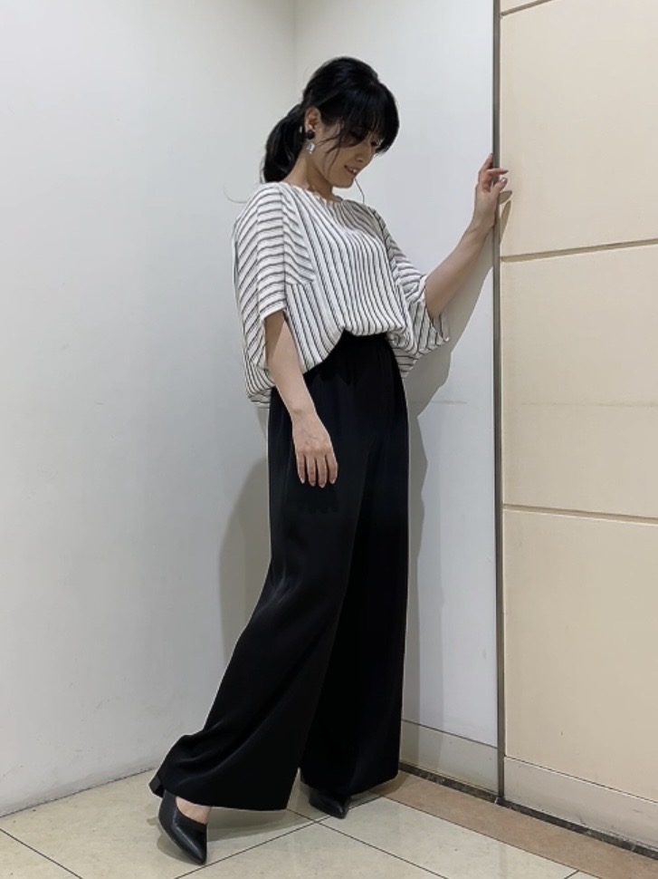 watanabeさんの「UNTITLED｜【洗える／UVケア】ジョーゼットドルマンブラウス」を使ったコーディネート