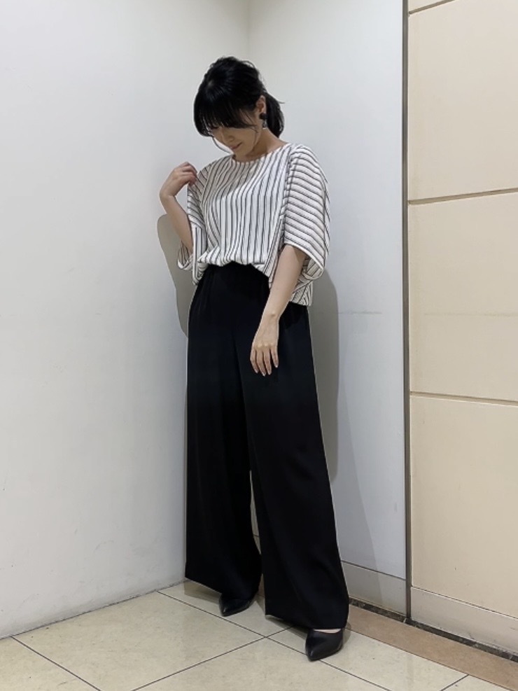 watanabeさんの「UNTITLED｜【洗える／UVケア】ジョーゼットドルマンブラウス」を使ったコーディネート