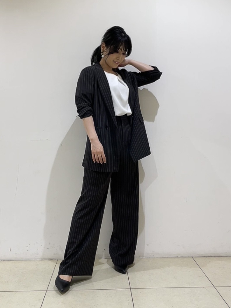 watanabeさんの「UNTITLED｜【初秋/UVケア/着る日傘】カラーレスジャケット」を使ったコーディネート