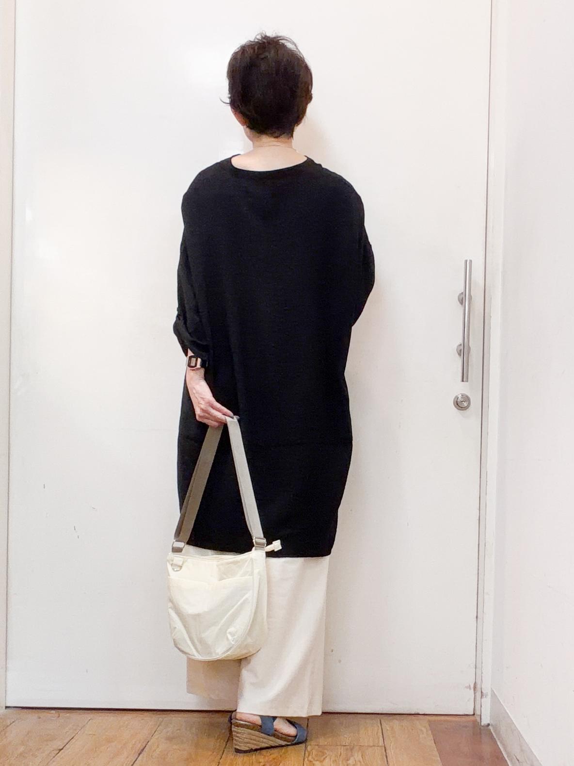 みぃさんの「SHOO･LA･RUE｜【S-LL/洗濯後しわになりにくい】ゆるっと体型カバー 7分袖コクーンチュニック」を使ったコーディネート