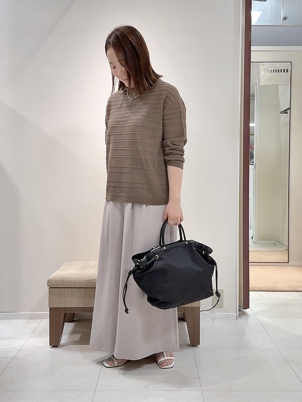 YUIさんの「UNTITLED｜◆メッシュ柄ボーダーニット」を使ったコーディネート