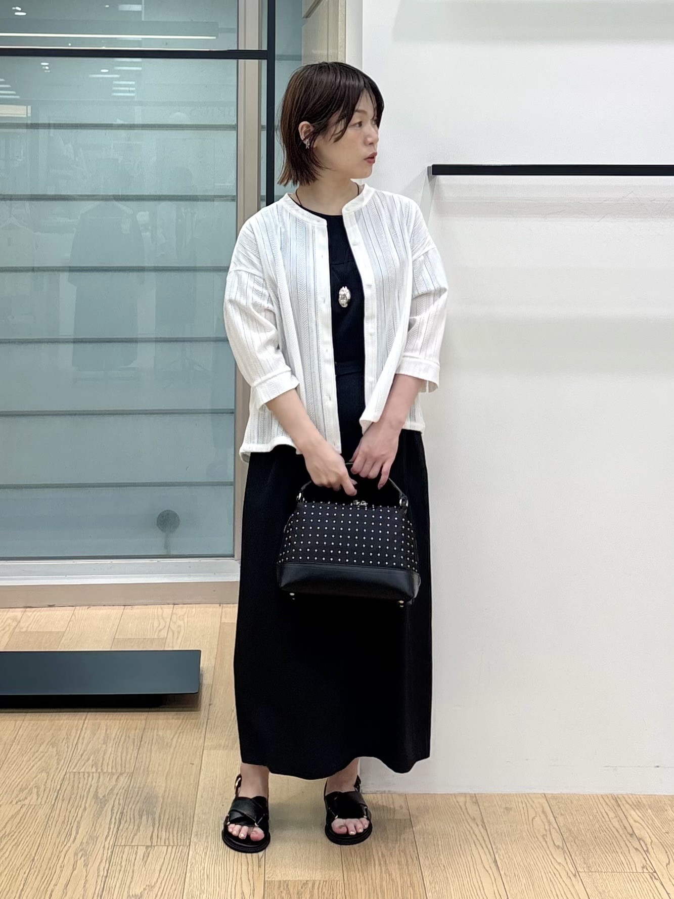 asamiさんの「INDIVI｜【華奢見え】ベルト付きナローワンピース」を使ったコーディネート