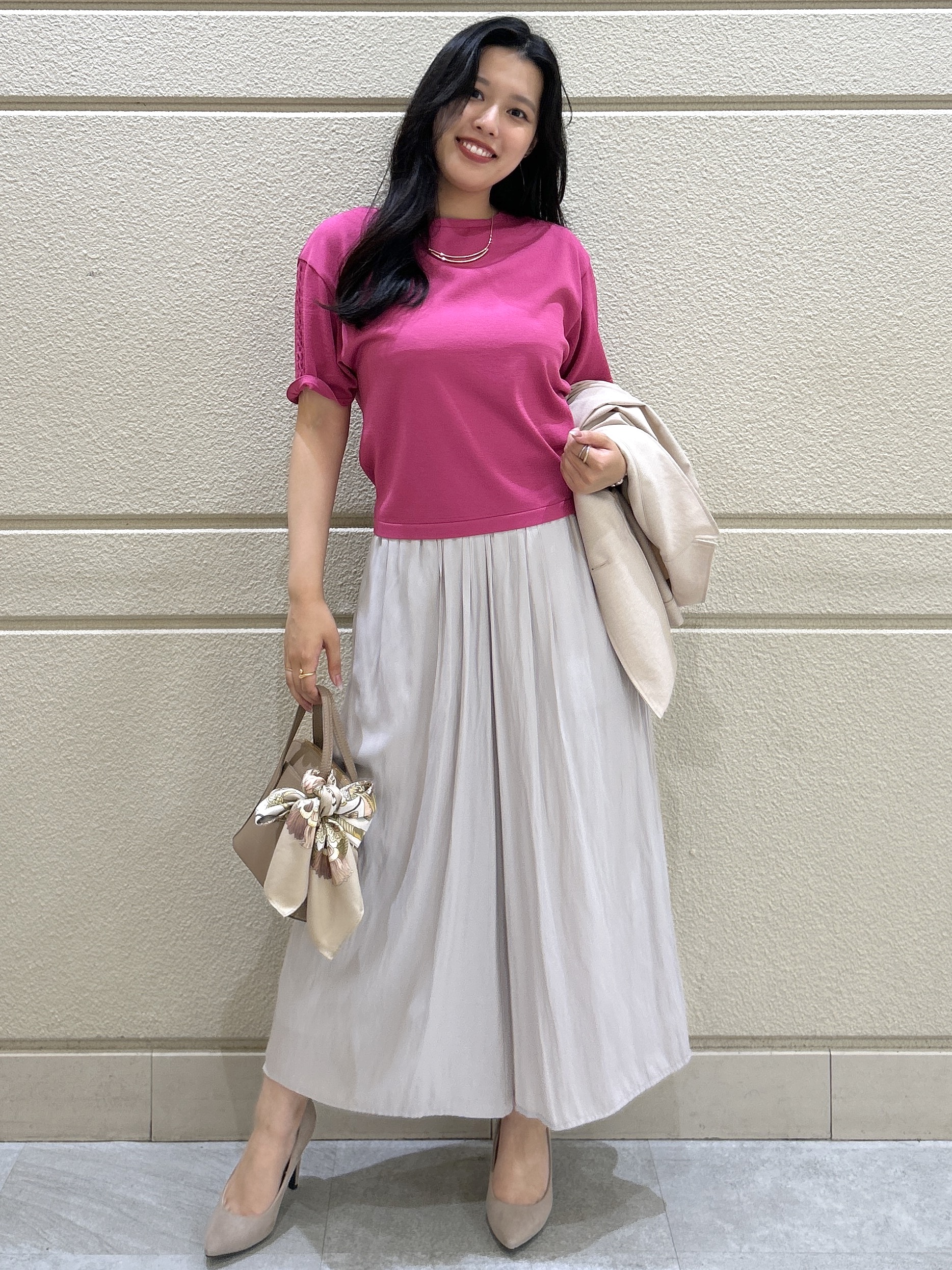 Momokaさんの「COUP DE CHANCE｜【手洗い可／日本製／接触冷感】袖クロス編みニット」を使ったコーディネート