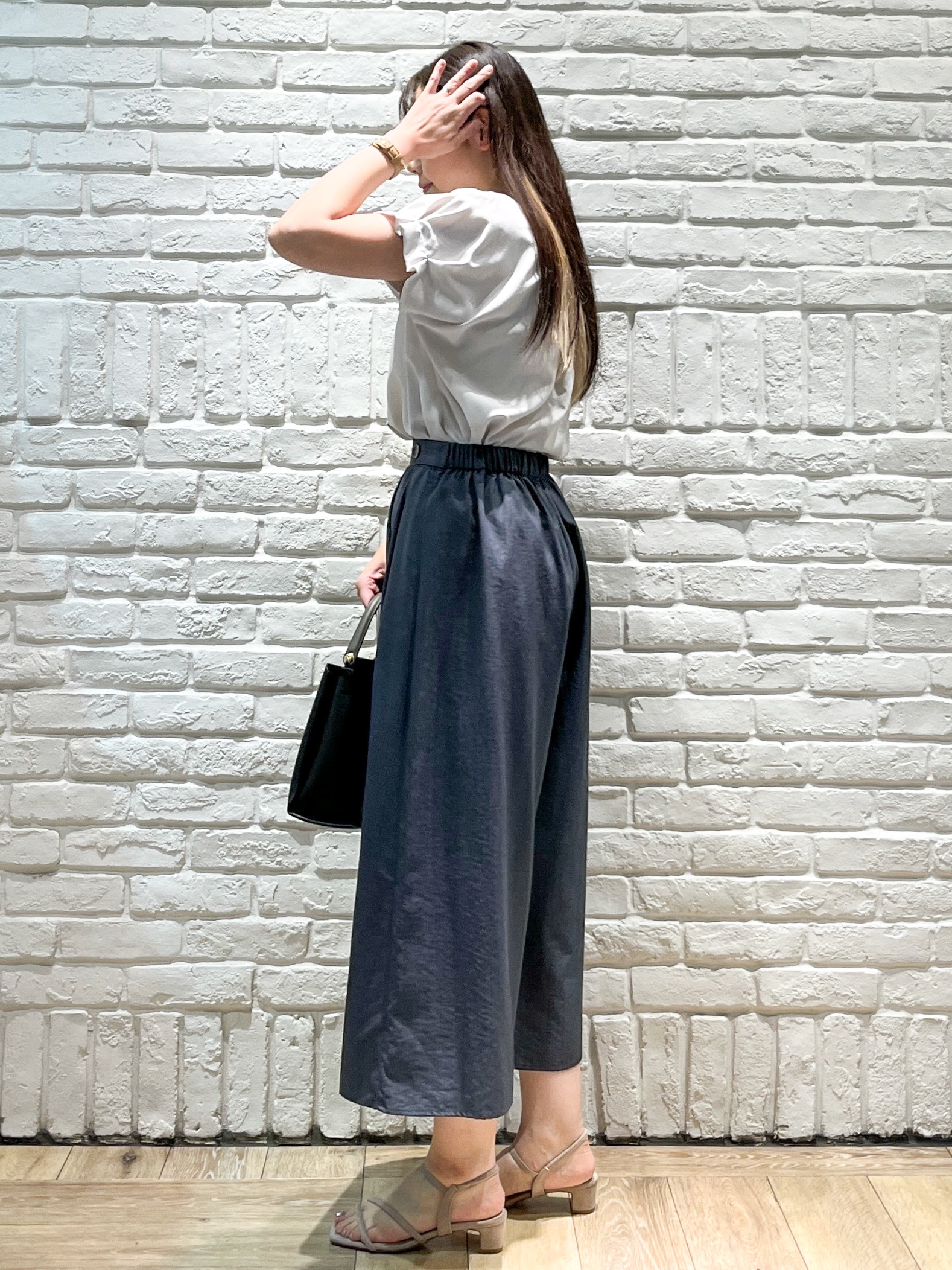 erinaさんの「index｜【接触冷感／吸水速乾】タックスキッパーブラウス《防シワ／イージーアイロン／洗濯機OK／9col》」を使ったコーディネート