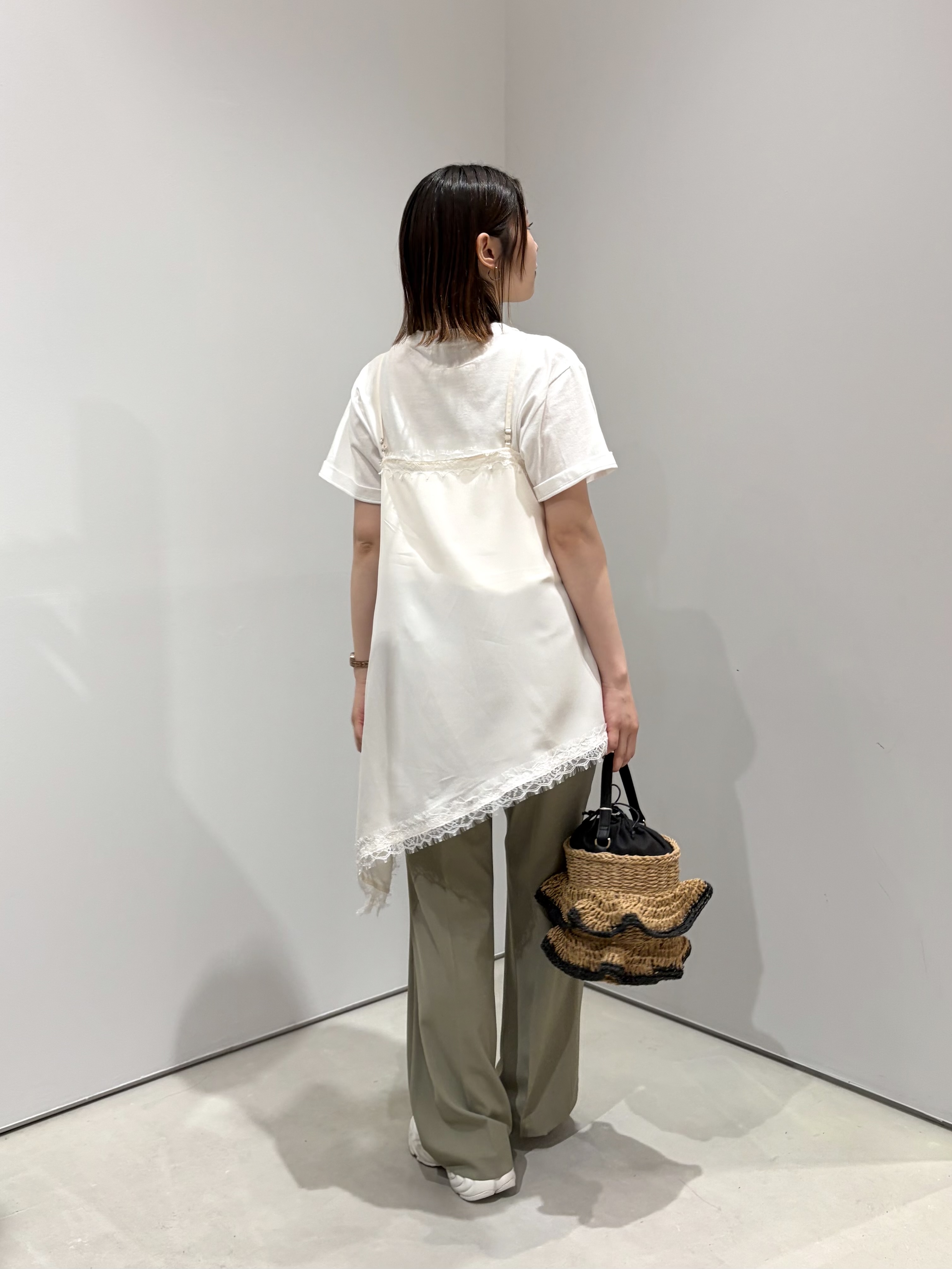amiさんの「INDIVI｜【GOOD ROCK SPEED】The Devil Wears Prada／Logo Print 」を使ったコーディネート