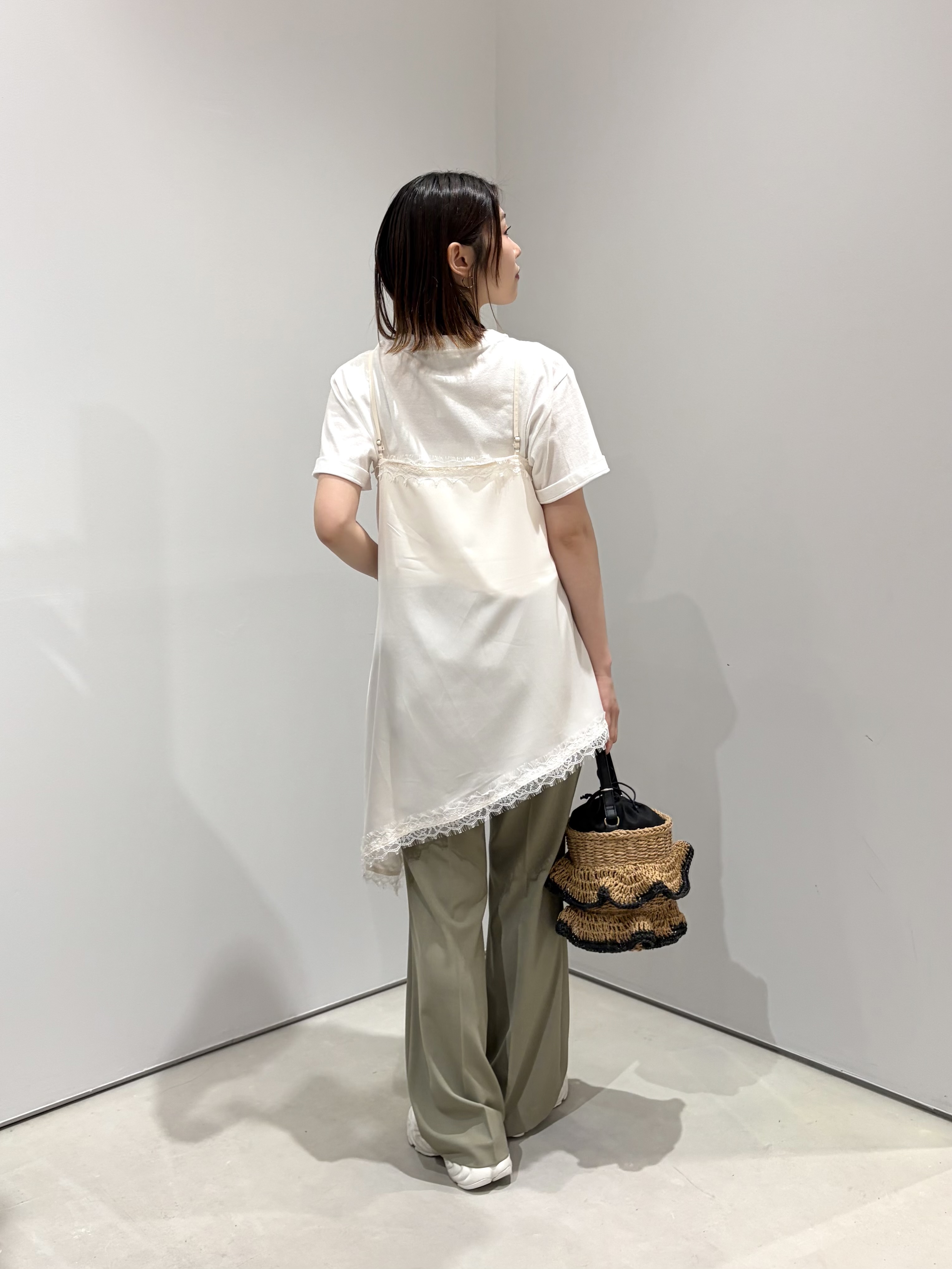 amiさんの「INDIVI｜【GOOD ROCK SPEED】The Devil Wears Prada／Logo Print 」を使ったコーディネート