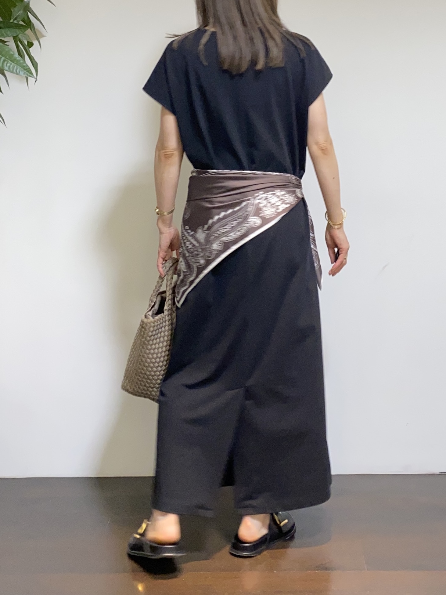 tomoさんの「UNTITLED｜【秋羽織り/ジップ】トリコットシアーブラウス」を使ったコーディネート