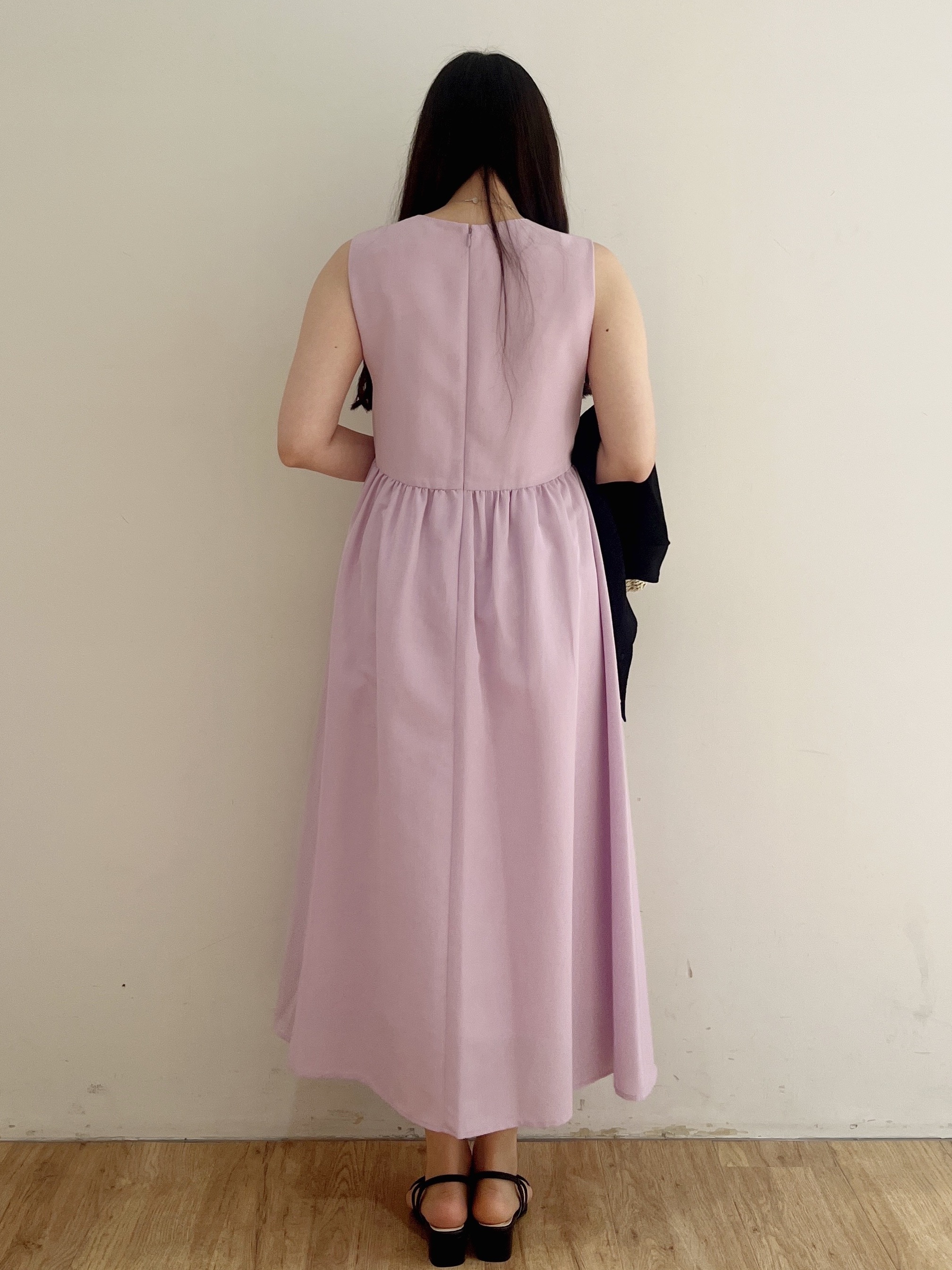 yukikaさんの「OPAQUE.CLIP｜【接触冷感】麻混シアーノースリーブワンピース《洗濯機OK》」を使ったコーディネート