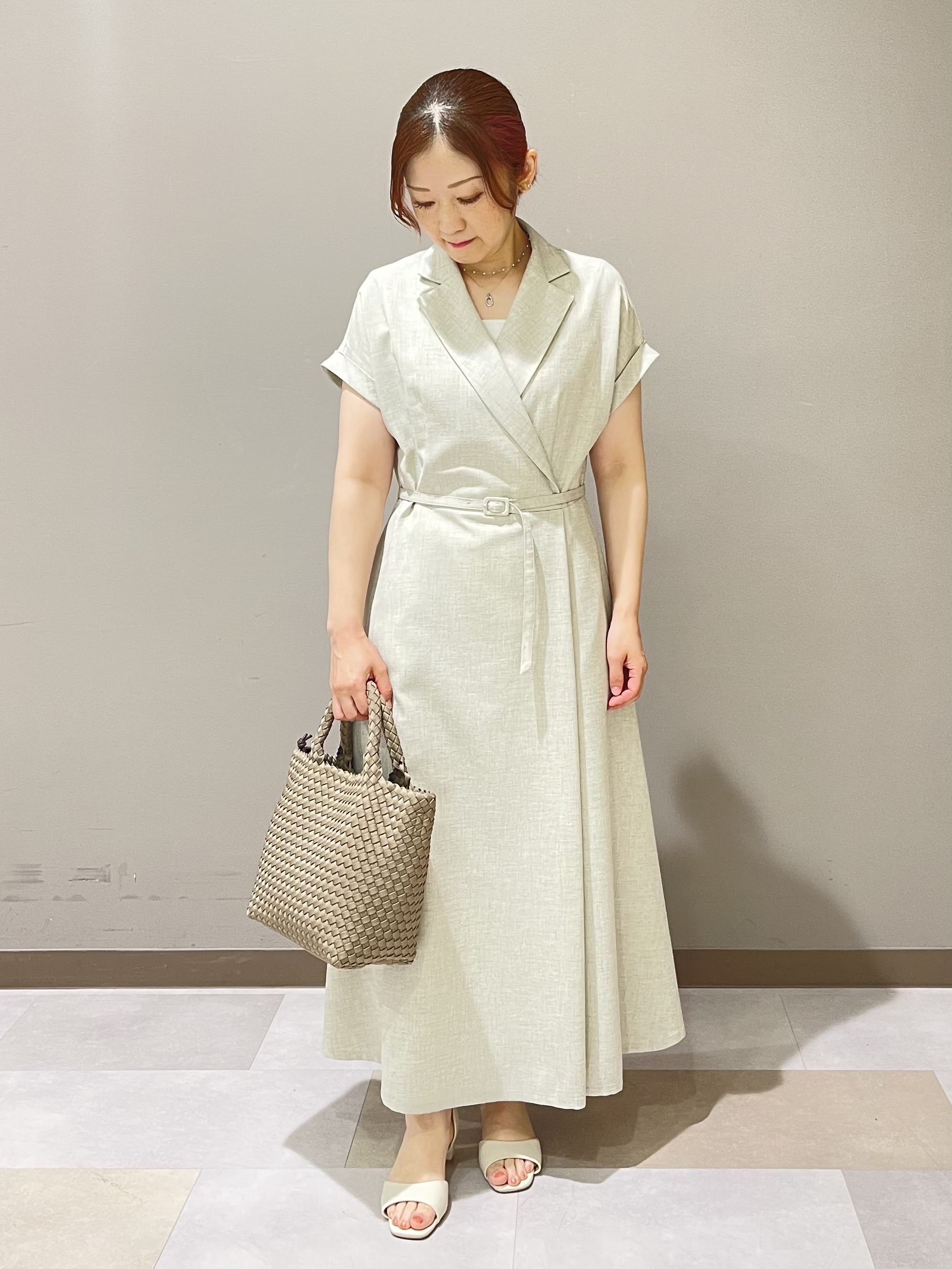 Tomoさんの「UNTITLED｜【接触冷感/UVカット/イージーケア】テーラードカラーワンピース」を使ったコーディネート