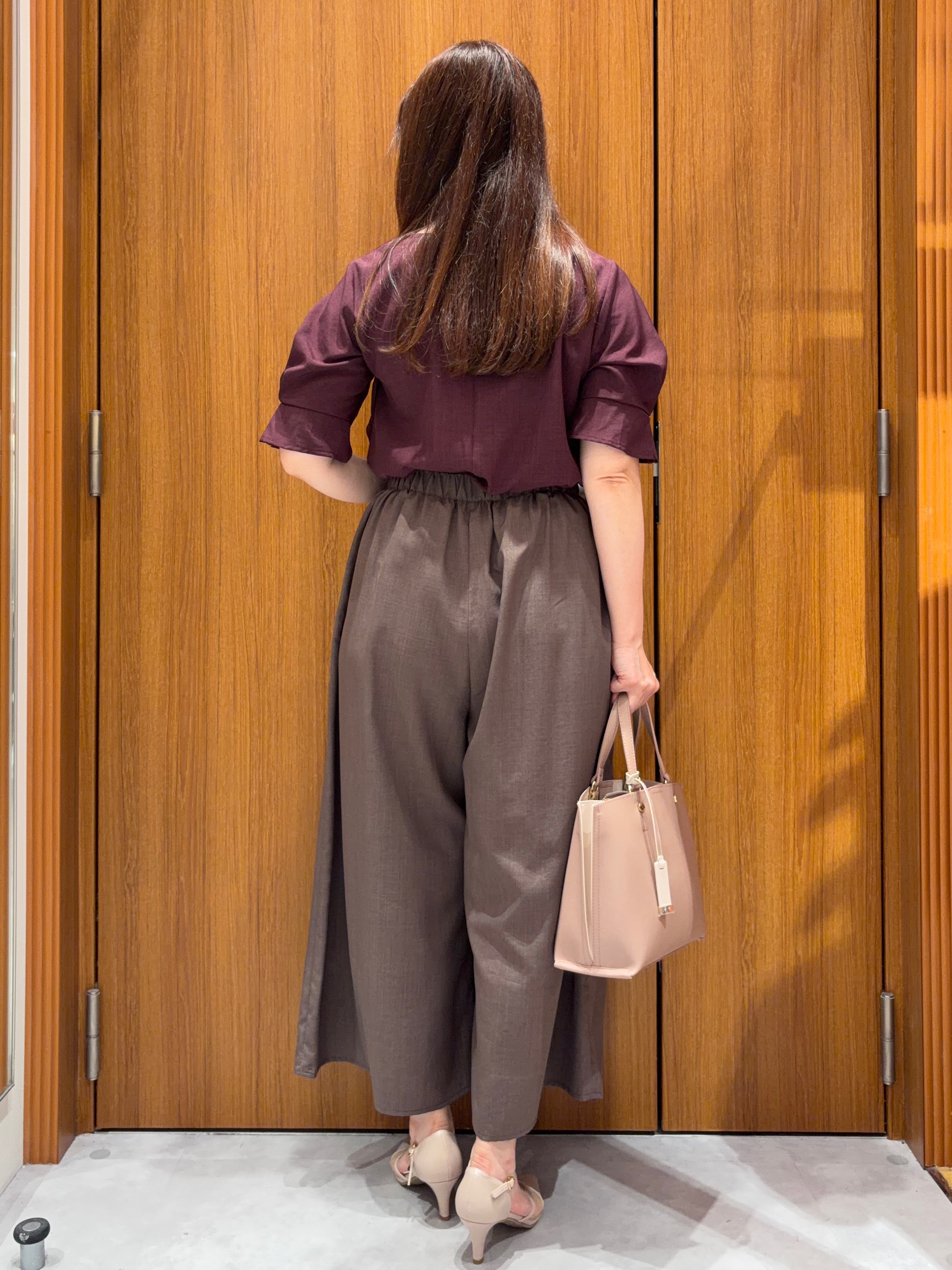 アスカさんの「index｜【接触冷感／吸水速乾】タックパフスリーブブラウス《防シワ／洗濯機OK／XS～3L／8col》」を使ったコーディネート