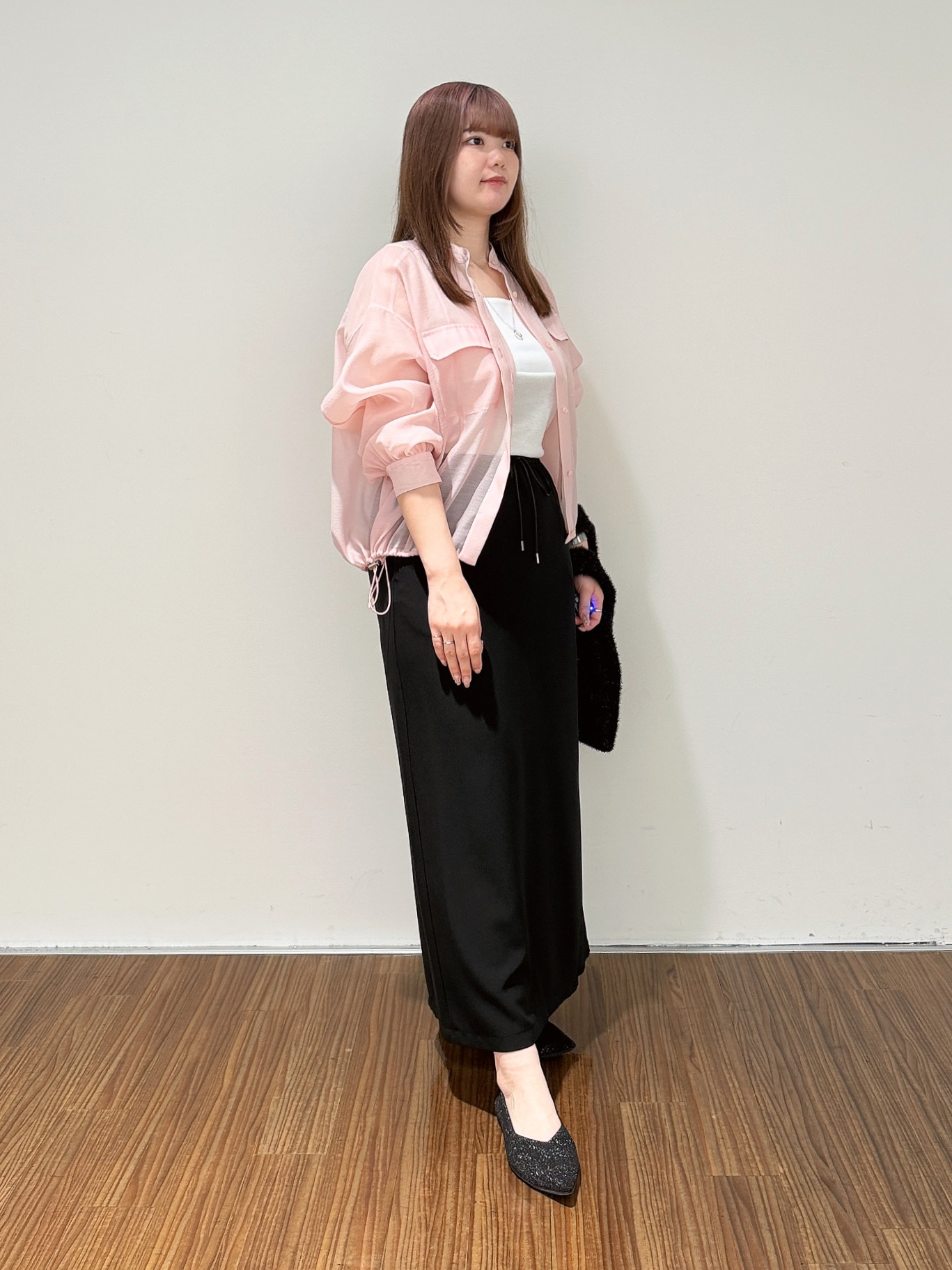 emikaさんの「INDIVI｜【トレンド／2WAY】裾ドロスト付きシアーブラウスブルゾン」を使ったコーディネート