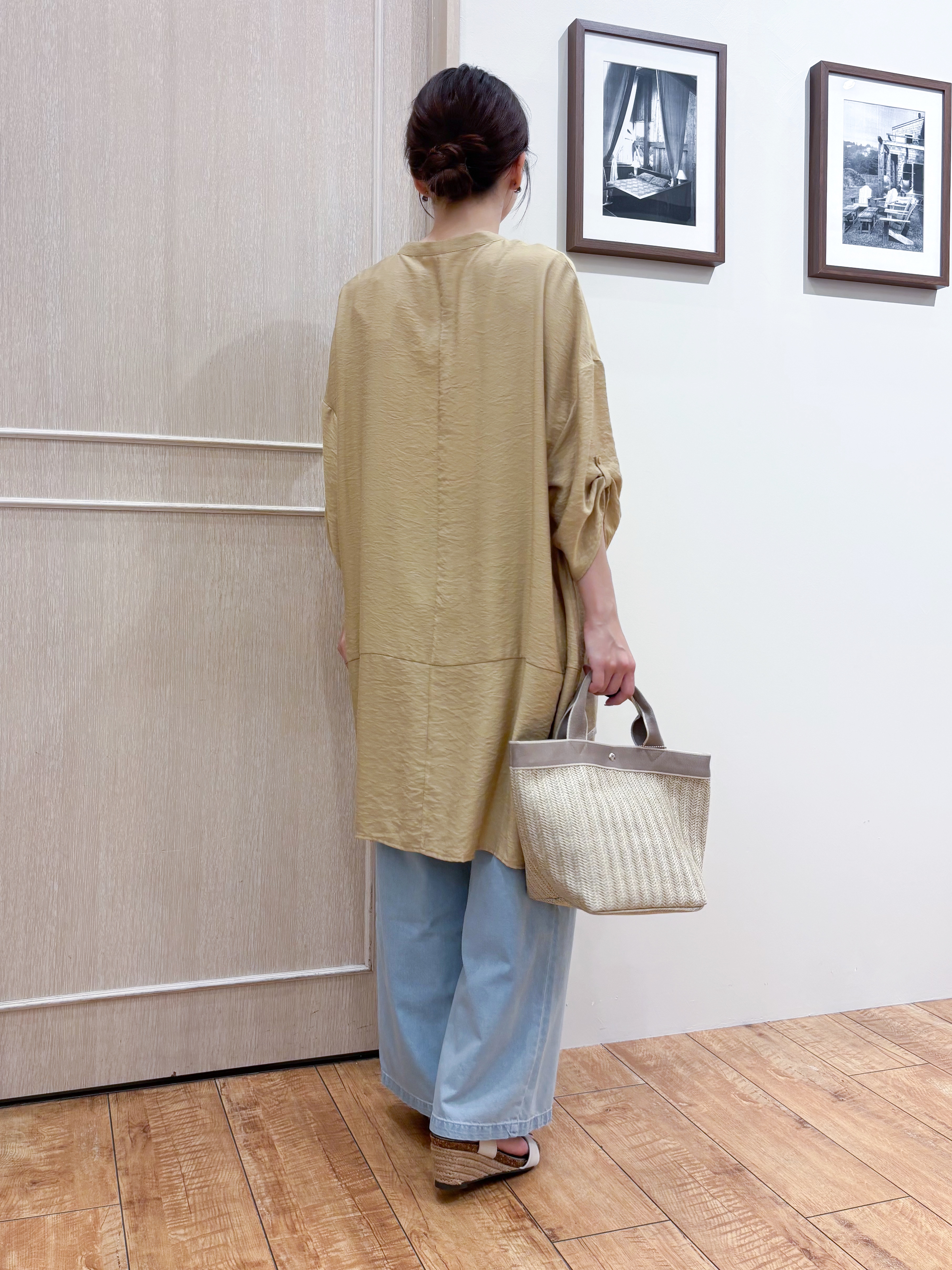 なみさんの「SHOO･LA･RUE｜【S-LL/洗濯後しわになりにくい】ゆるっと体型カバー 7分袖コクーンチュニック」を使ったコーディネート