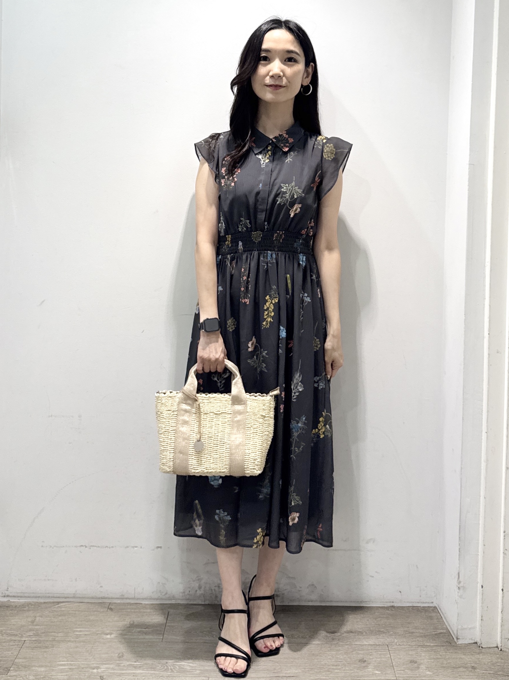 yuicciさんの「OPAQUE.CLIP｜【マツコの知らない世界で紹介】ボタニカルフレアワンピース《洗濯機OK》」を使ったコーディネート