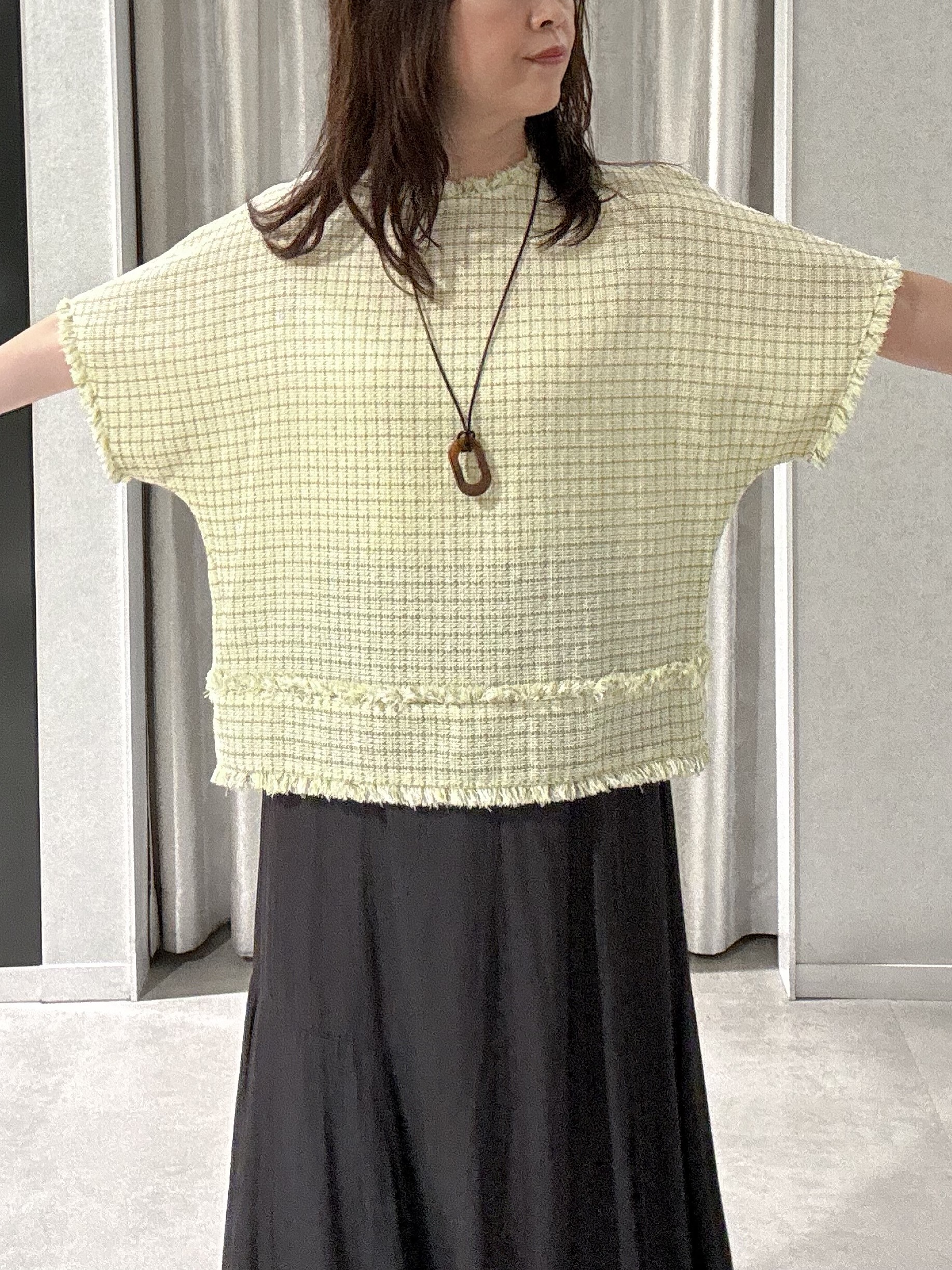 makiさんの「UNTITLED｜◆ファンシーツイードブラウス」を使ったコーディネート