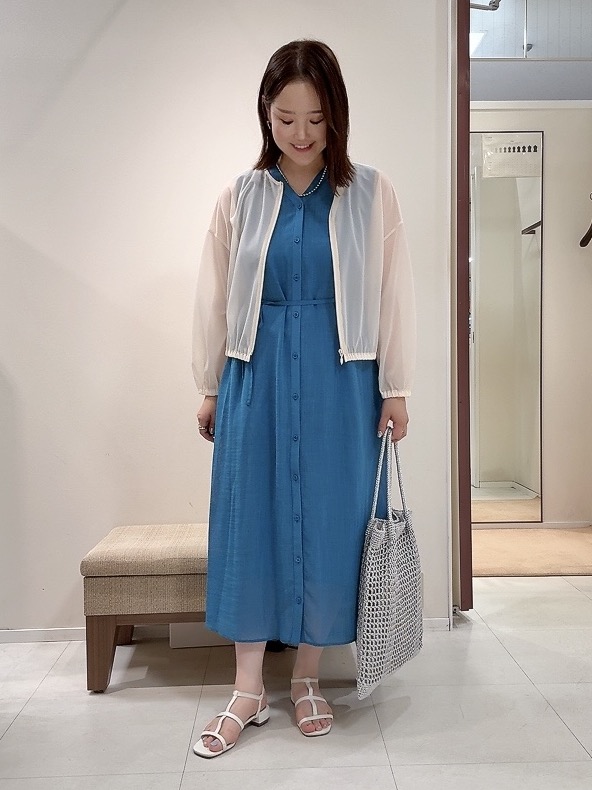 YUIさんの「UNTITLED｜【秋羽織り/ジップ】トリコットシアーブラウス」を使ったコーディネート