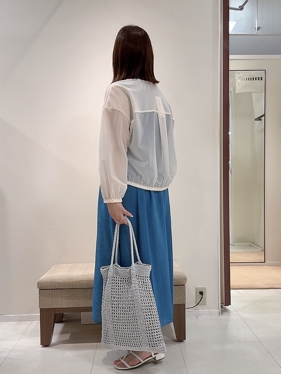 YUIさんの「UNTITLED｜【秋羽織り/ジップ】トリコットシアーブラウス」を使ったコーディネート