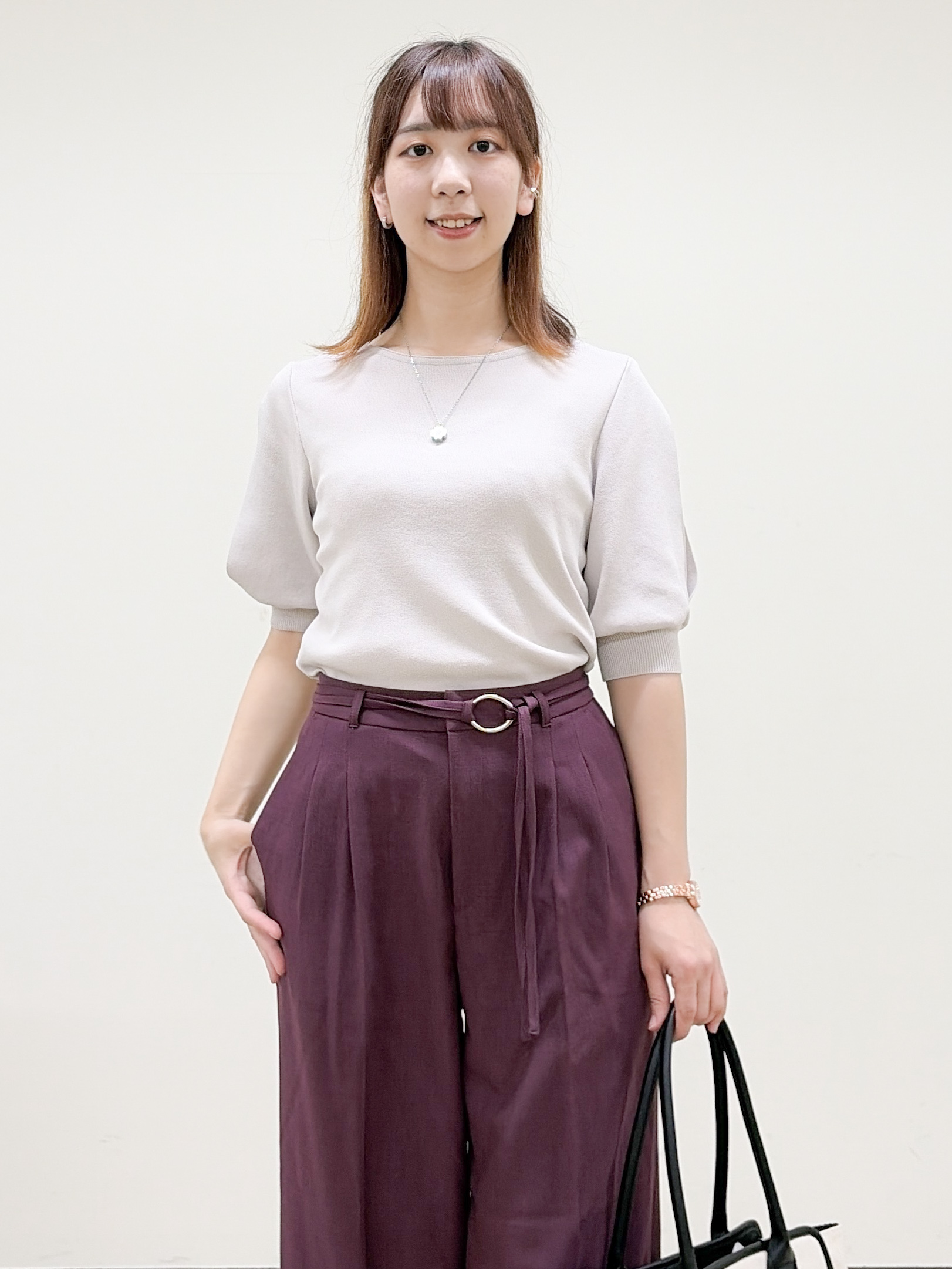 yurinaさんの「index｜【接触冷感／UVケア】クールタッチラップスリーブニット《洗濯機OK／XS～3L／9col》」を使ったコーディネート
