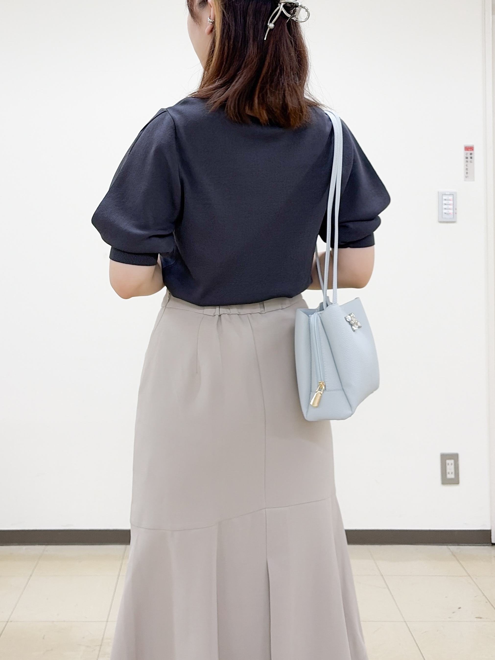 yurinaさんの「index｜【接触冷感／UVケア】クールタッチラップスリーブニット《洗濯機OK／XS～3L／9col》」を使ったコーディネート