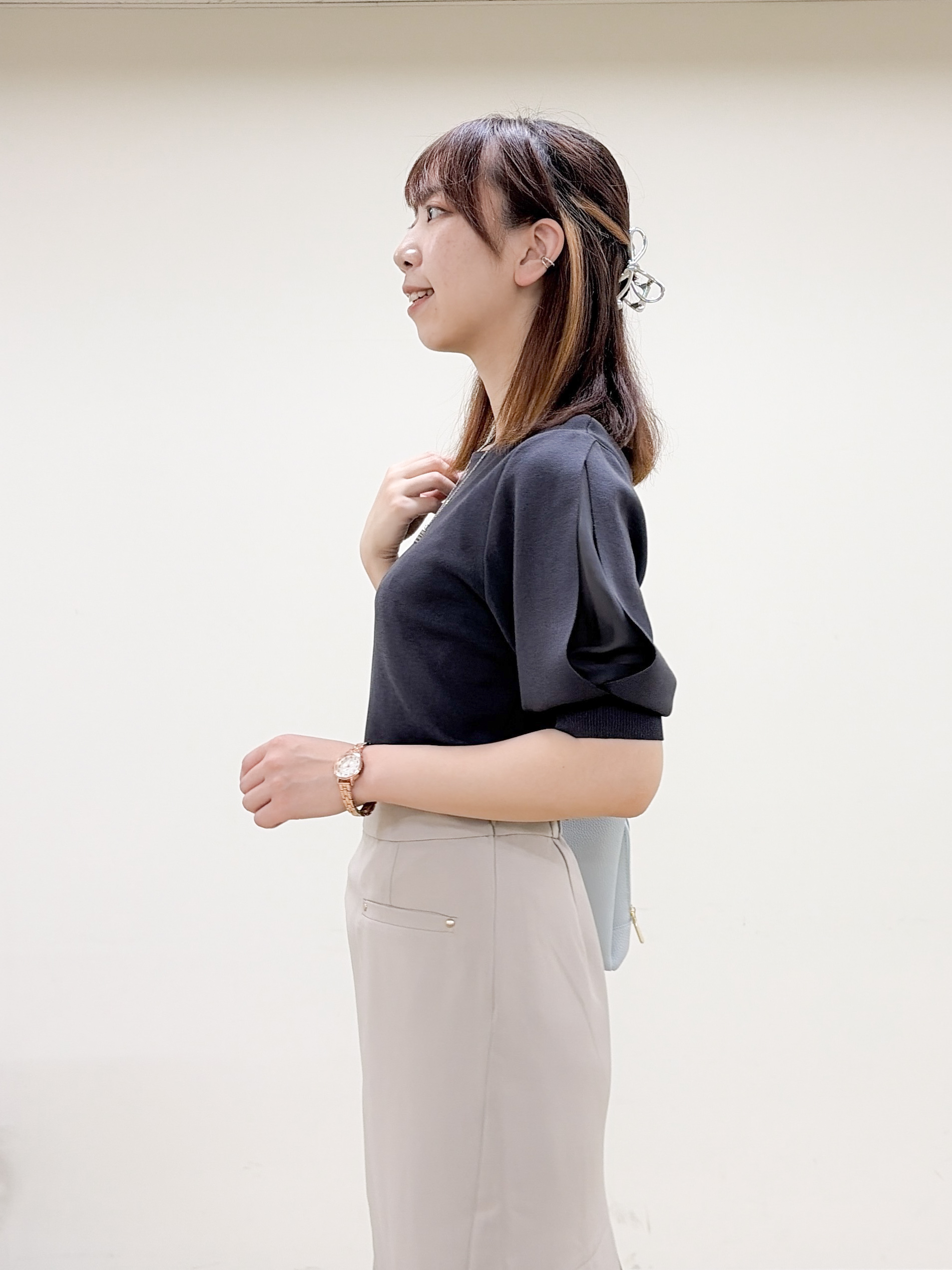 yurinaさんの「index｜【接触冷感／UVケア】クールタッチラップスリーブニット《洗濯機OK／XS～3L／9col》」を使ったコーディネート