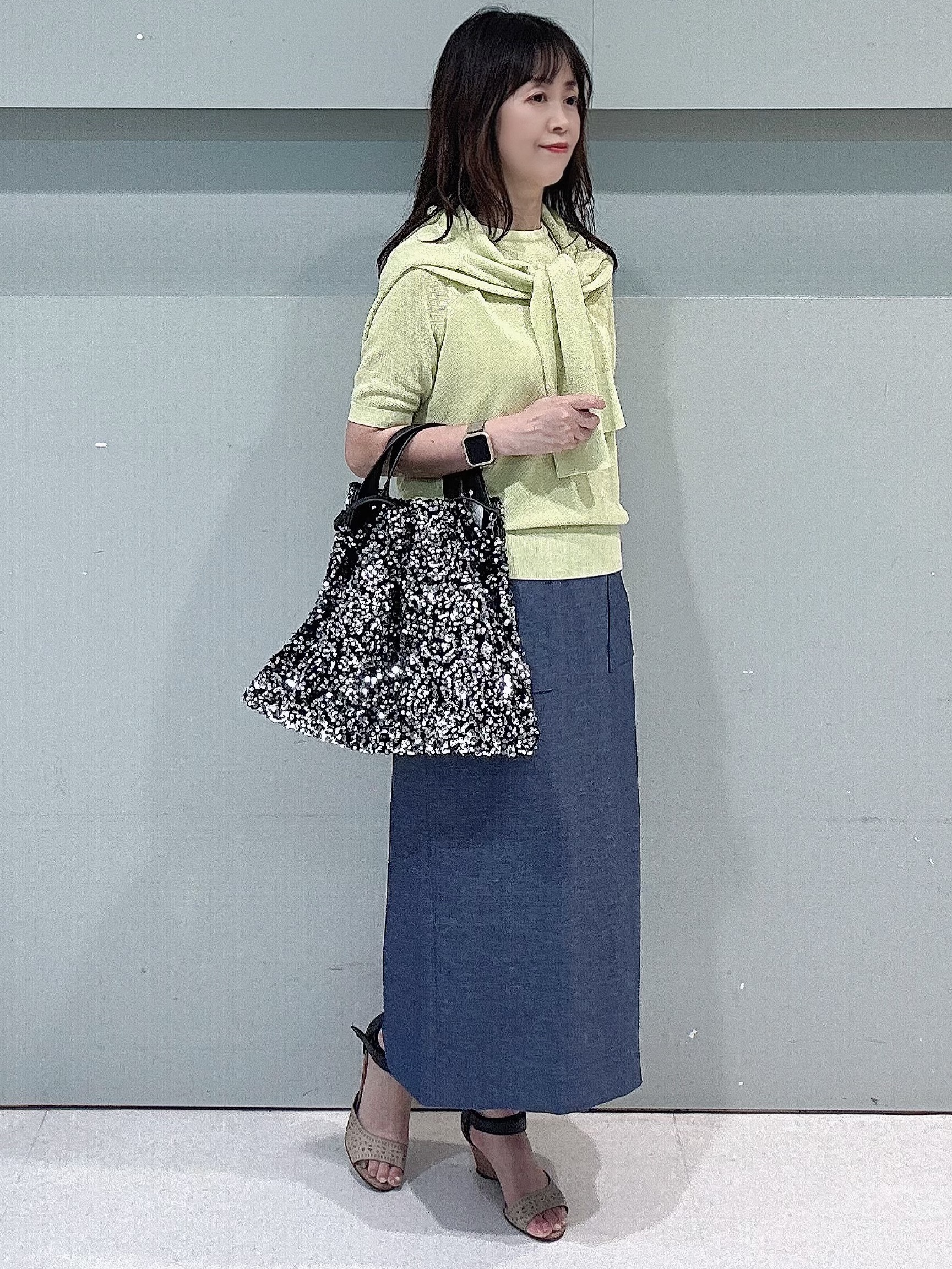 makiさんの「UNTITLED｜◆【アンサンブル可】ラメ混クルーネックカーディガン」を使ったコーディネート
