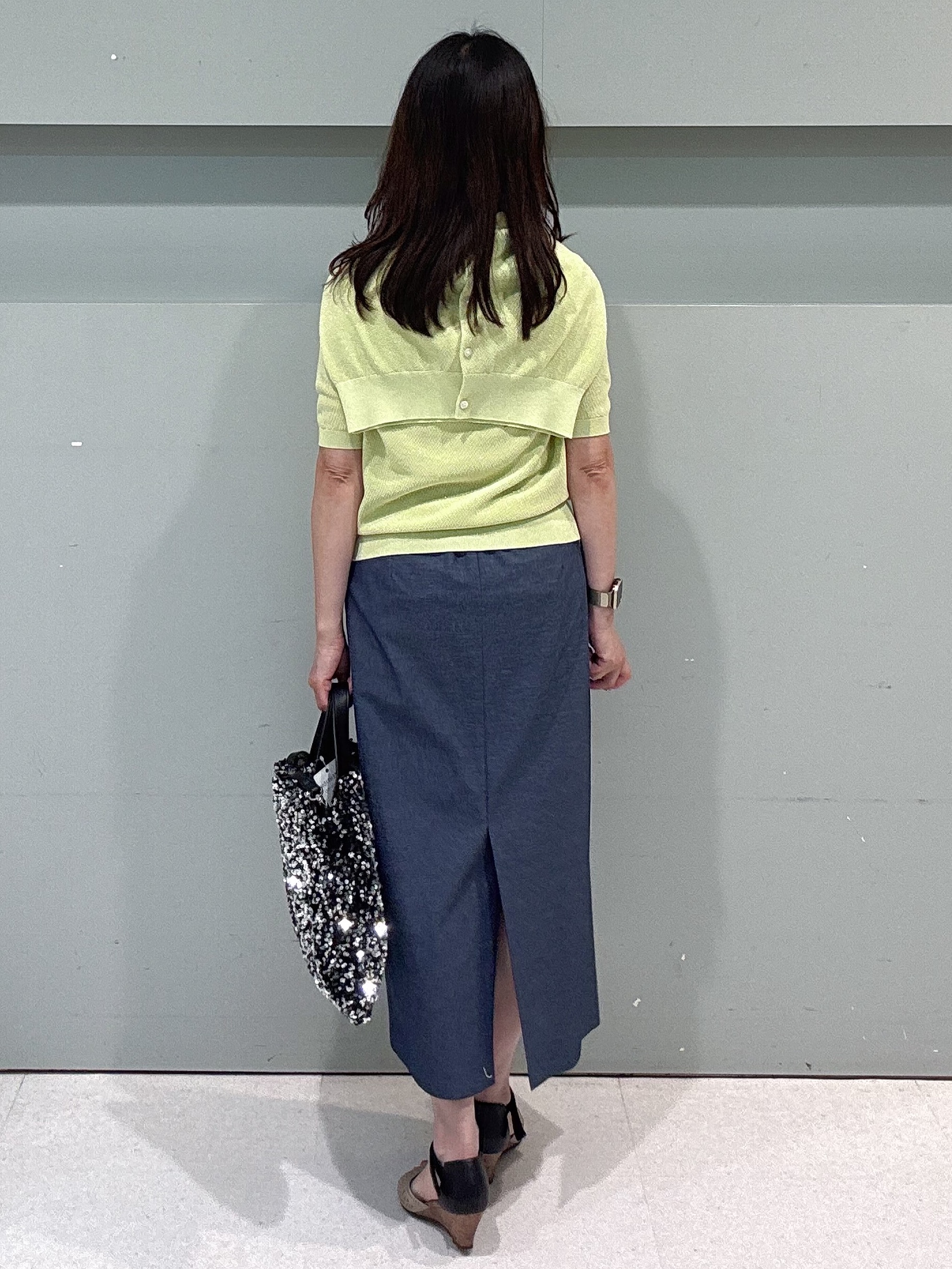 makiさんの「UNTITLED｜◆【アンサンブル可】ラメ混クルーネックカーディガン」を使ったコーディネート