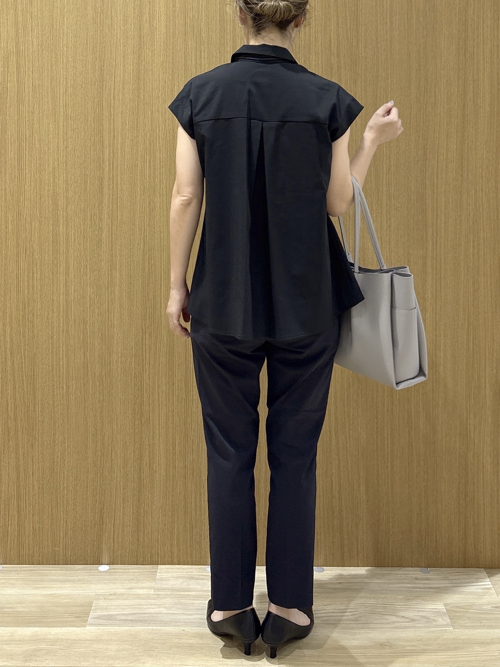 たけねぇさんの「OPAQUE.CLIP｜タックペプラムブラウス【洗濯機OK】」を使ったコーディネート
