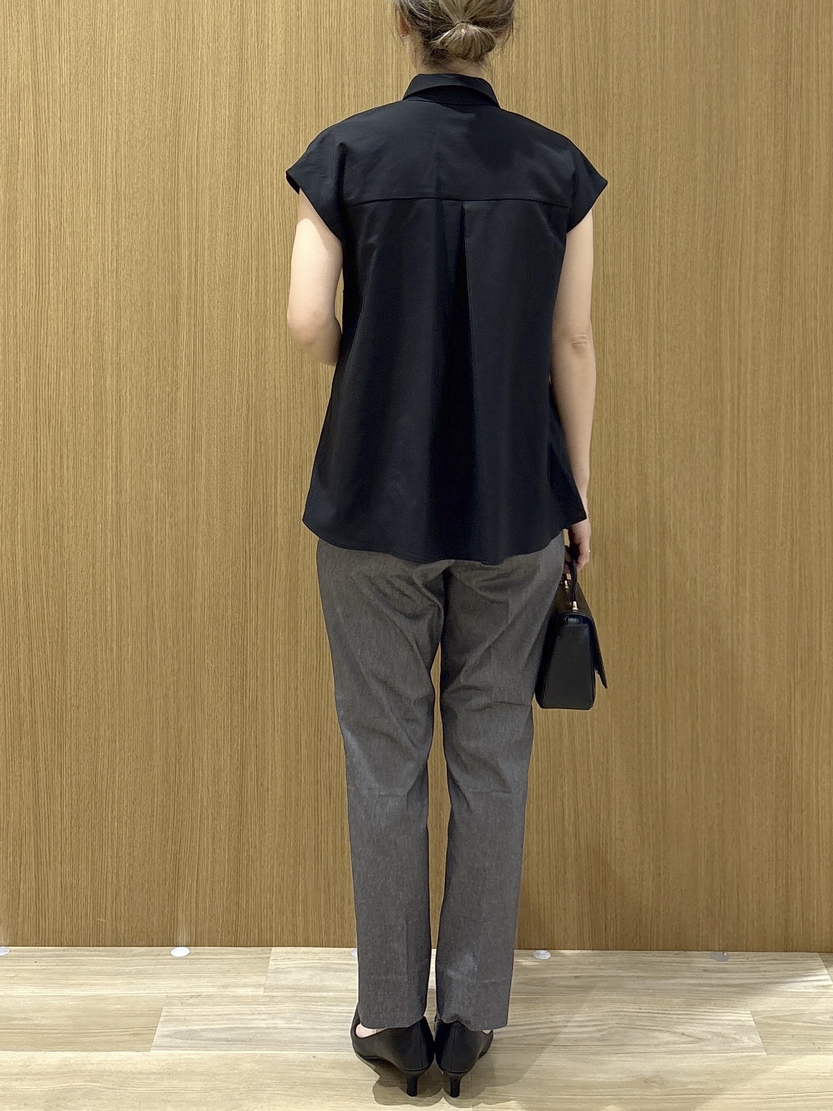 たけねぇさんの「OPAQUE.CLIP｜タックペプラムブラウス【洗濯機OK】」を使ったコーディネート