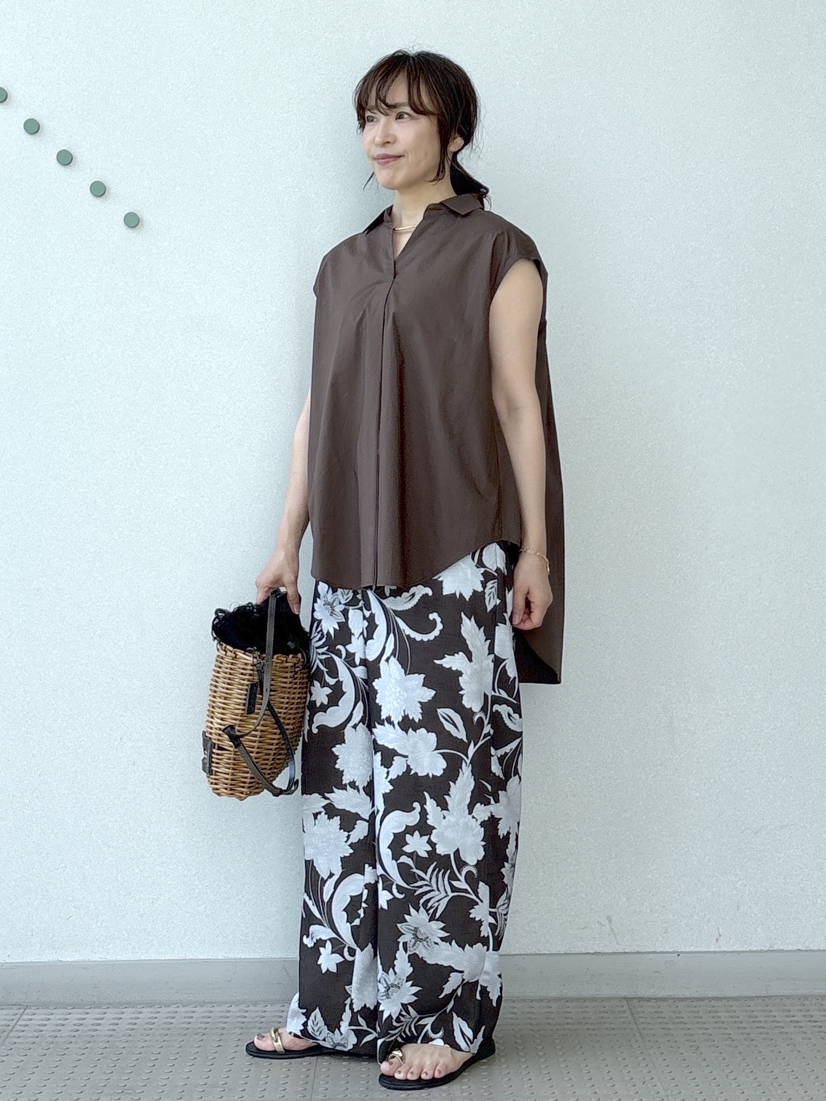 kawamuraさんの「DRESSTERIOR｜フレンチスリーブ スキッパーブラウス」を使ったコーディネート