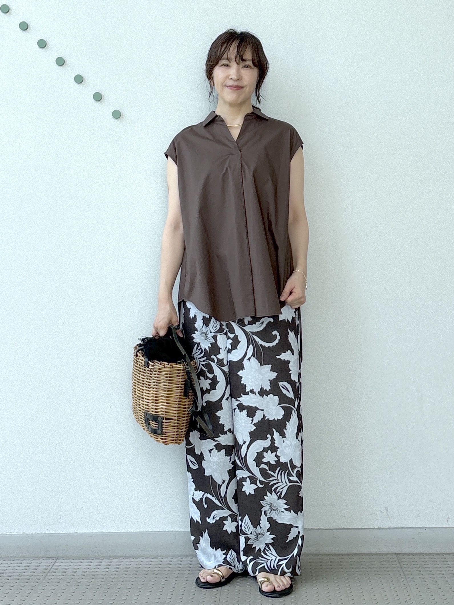 kawamuraさんの「DRESSTERIOR｜フレンチスリーブ スキッパーブラウス」を使ったコーディネート