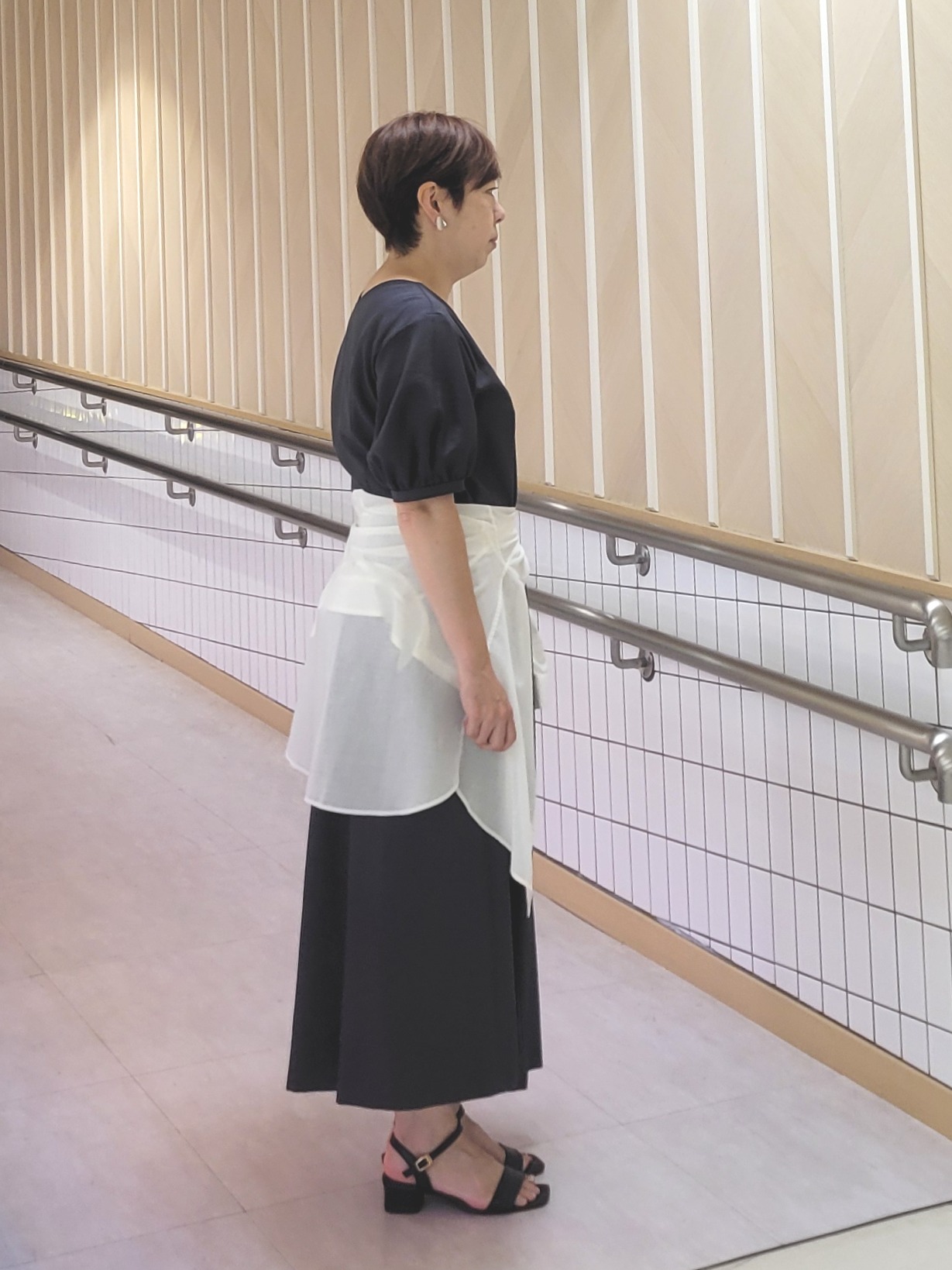 tomoさんの「COUP DE CHANCE｜【手洗い可／日本製】サックワンピース」を使ったコーディネート