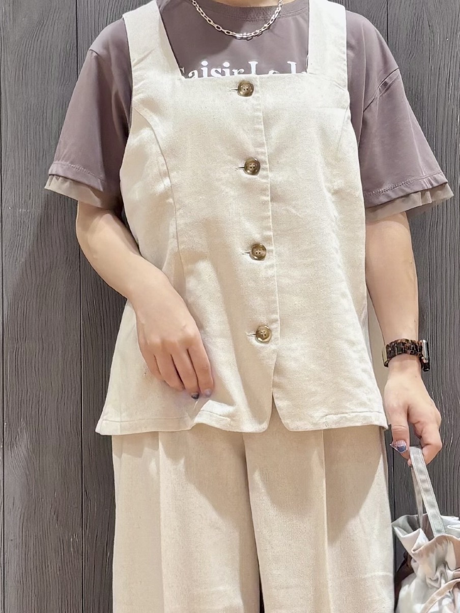 meiさんの「SHOO･LA･RUE｜【ひんやり/S-LL/洗濯機可】色・柄選べる お袖チュールレイヤード プリントアソートTシャツ」を使ったコーディネート