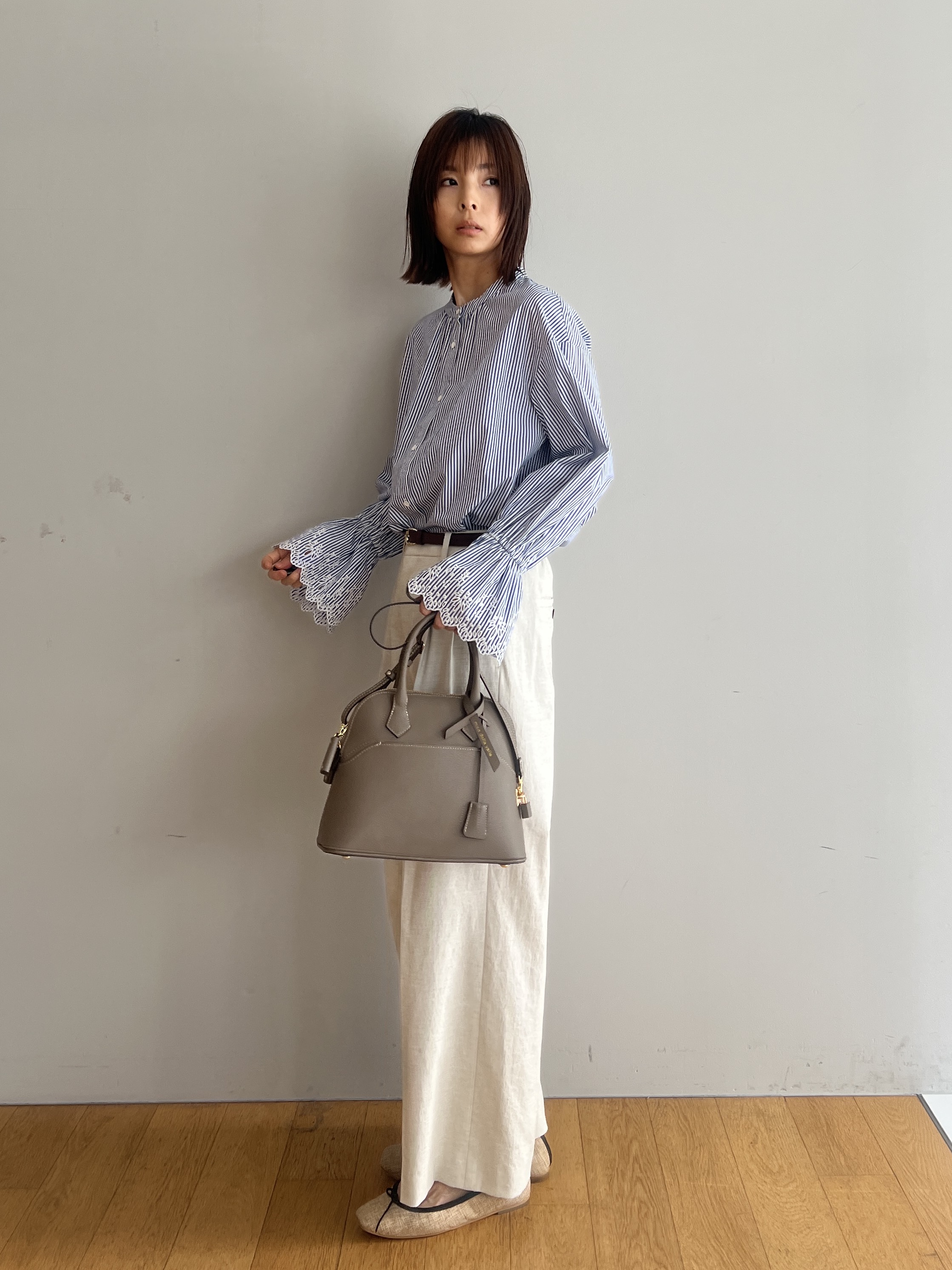 misaさんの「DRESSTERIOR｜◆【セットアップ可/ウォッシャブル】リネンブレンドワイドパンツ」を使ったコーディネート