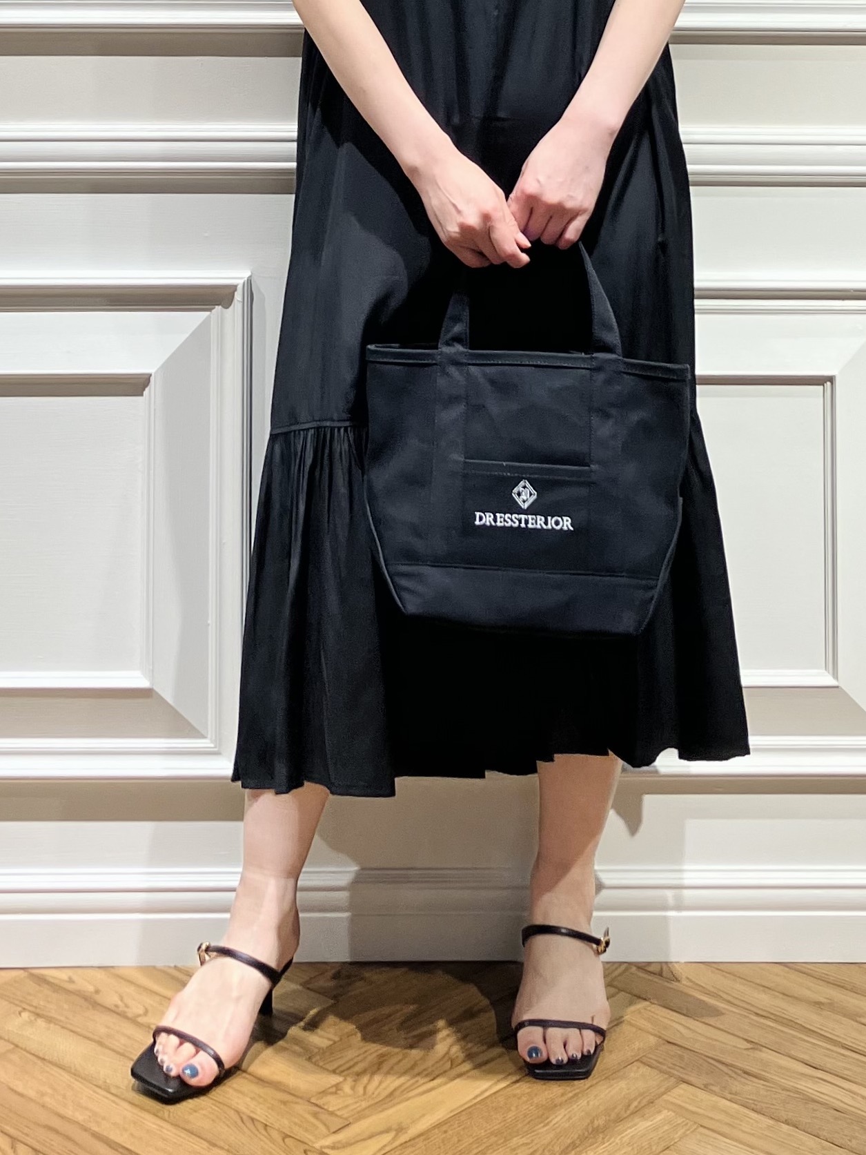 TSUKUIさんの「DRESSTERIOR｜【otonaMUSE5月号掲載】スキニーベルトサンダル」を使ったコーディネート