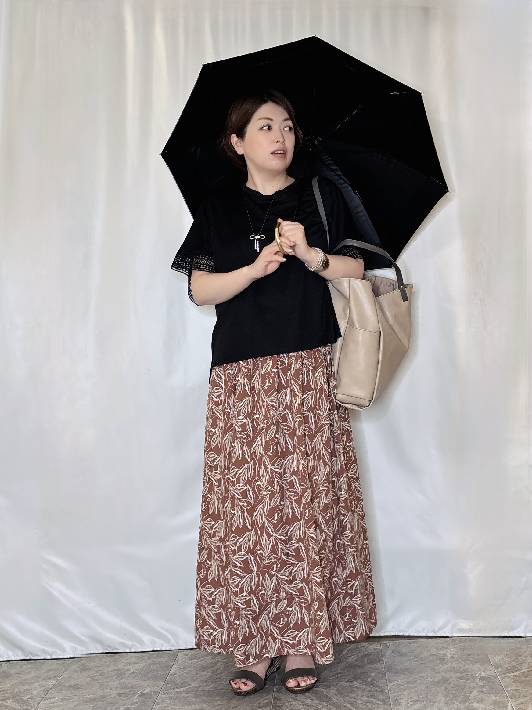 たみさんの「SHOO･LA･RUE｜【UV/洗濯機可/体型カバー】ヒップ周りが隠せる お袖レースTシャツ」を使ったコーディネート
