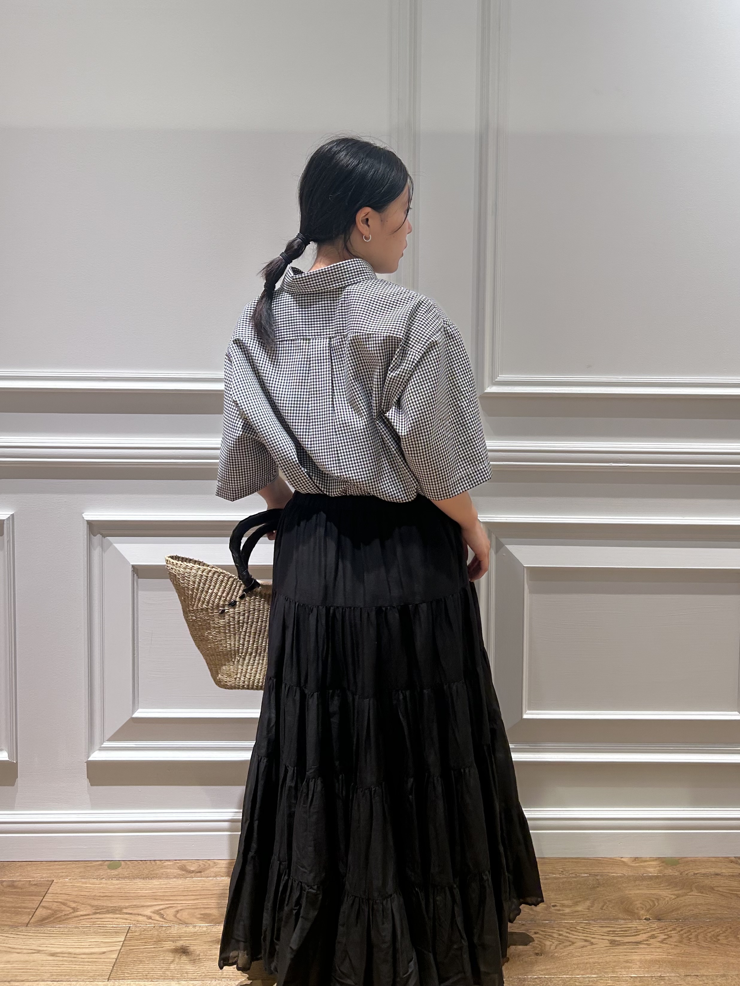 とりみさんの「DRESSTERIOR｜【再入荷】コットンボイルティアードスカート」を使ったコーディネート