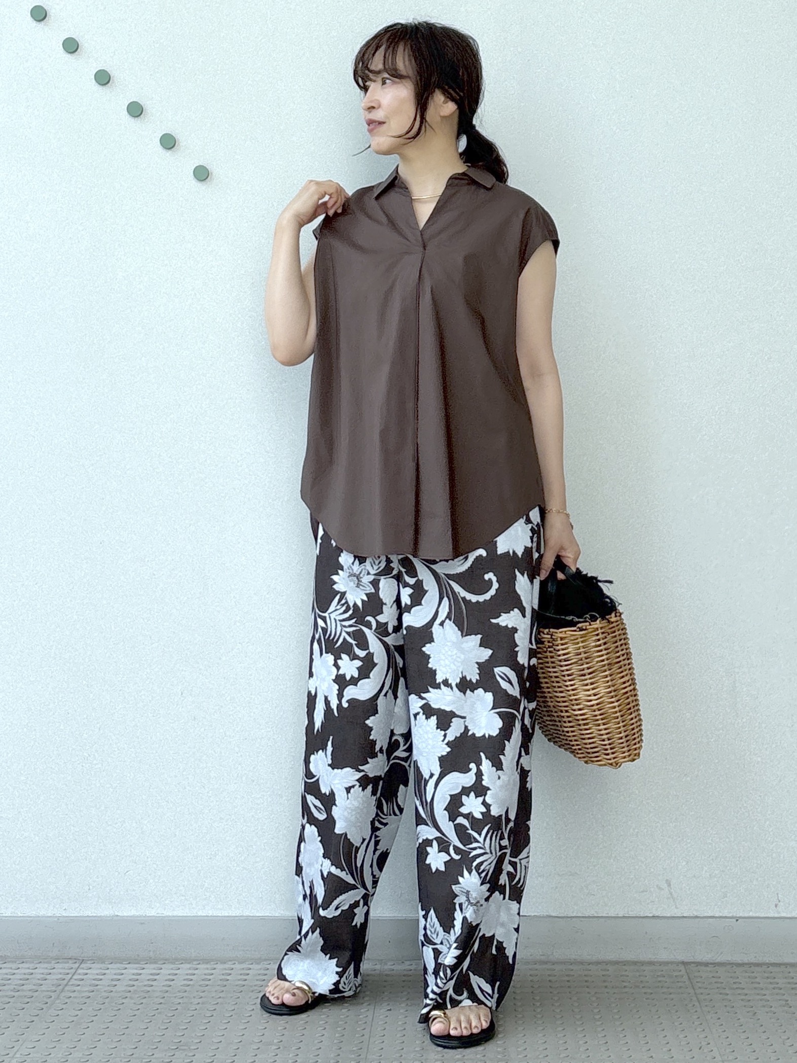 kawamuraさんの「DRESSTERIOR｜フレンチスリーブ スキッパーブラウス」を使ったコーディネート