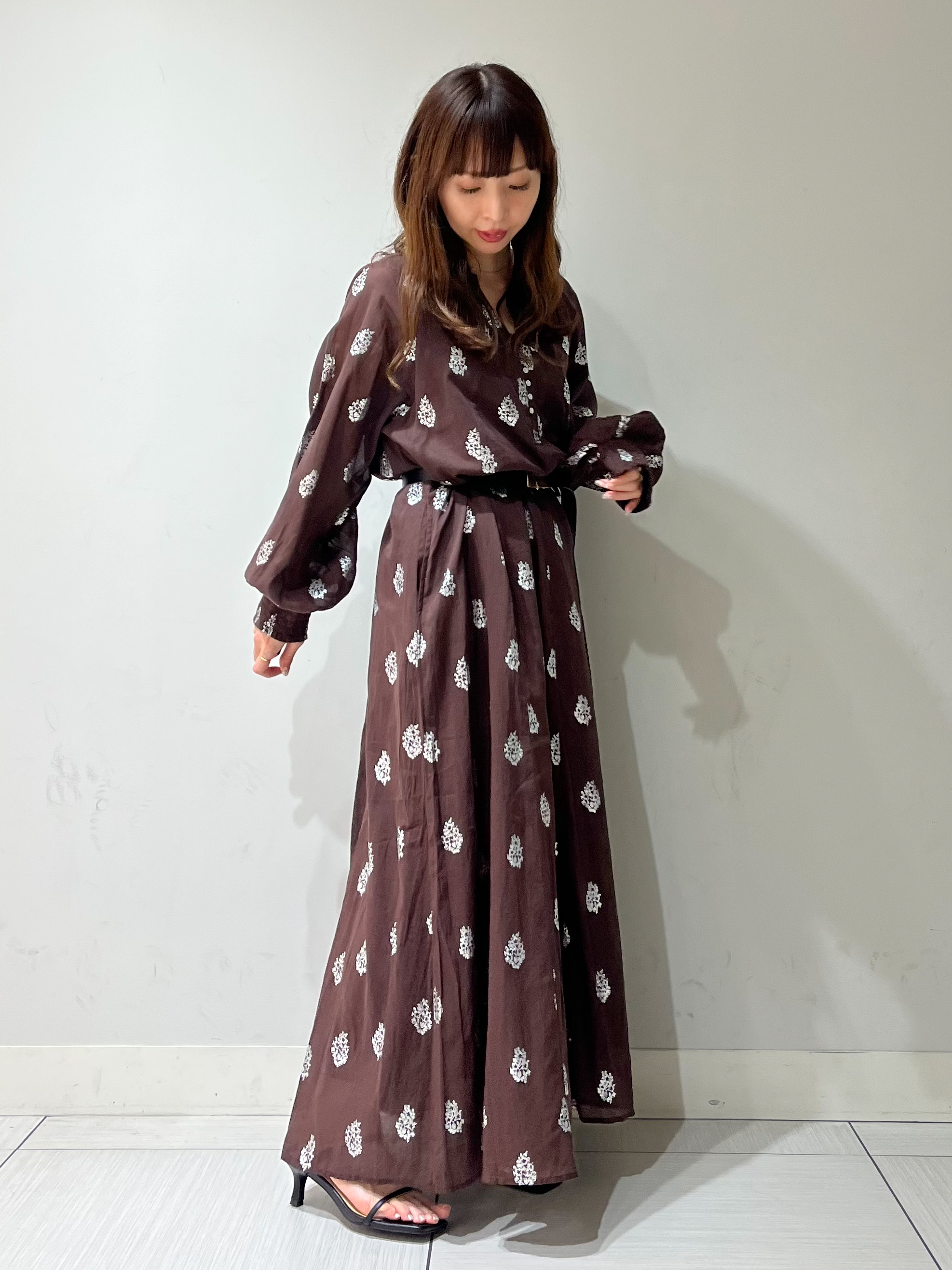 じゅんさんの「DRESSTERIOR｜MADE IN MADA（メイドインマダ）VEROMANITRA BAG」を使ったコーディネート