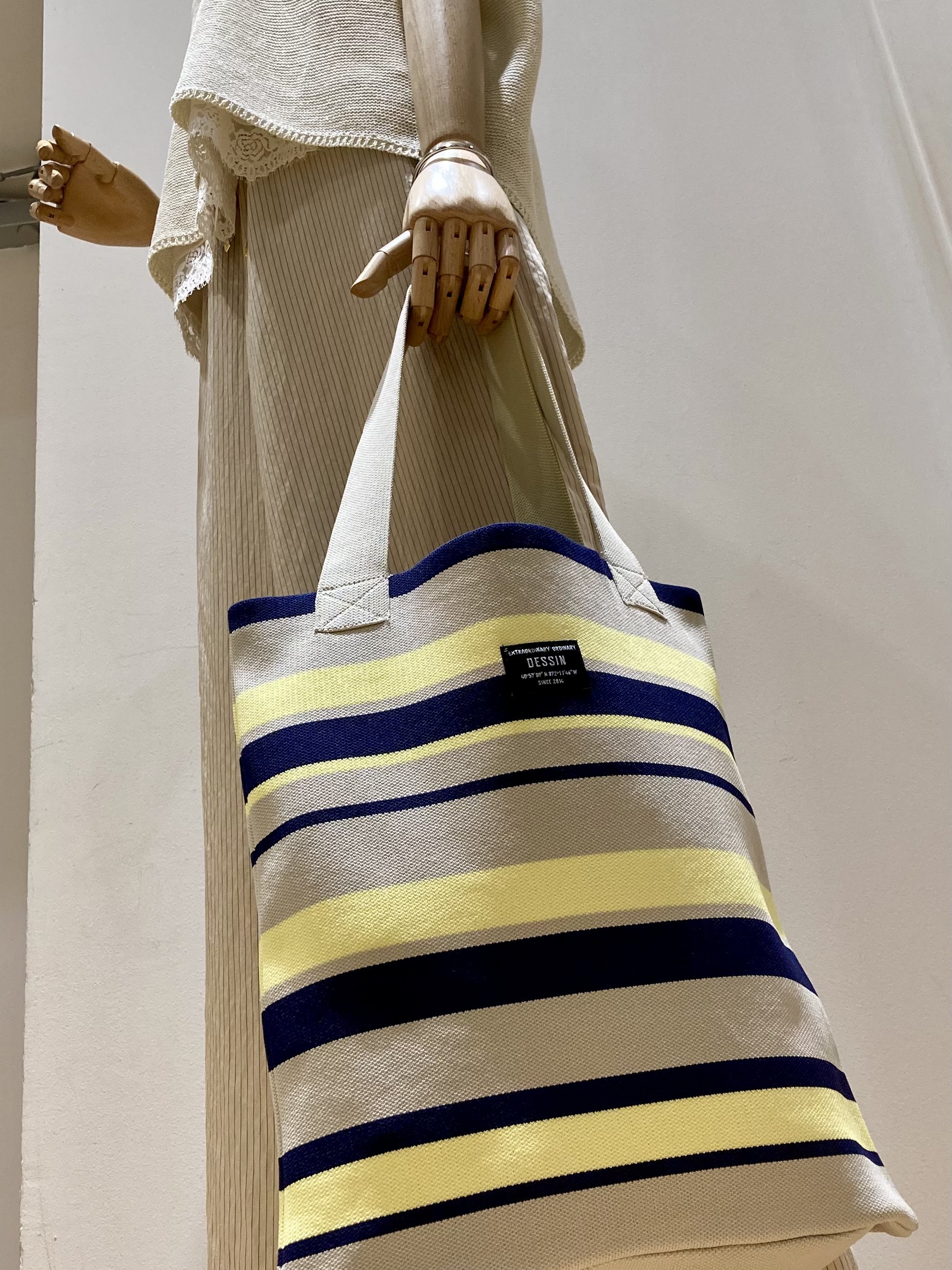 YAMAさんの「Dessin｜【マシンウォッシャブル・A4収納可】ランダムボーダーニットBAG」を使ったコーディネート