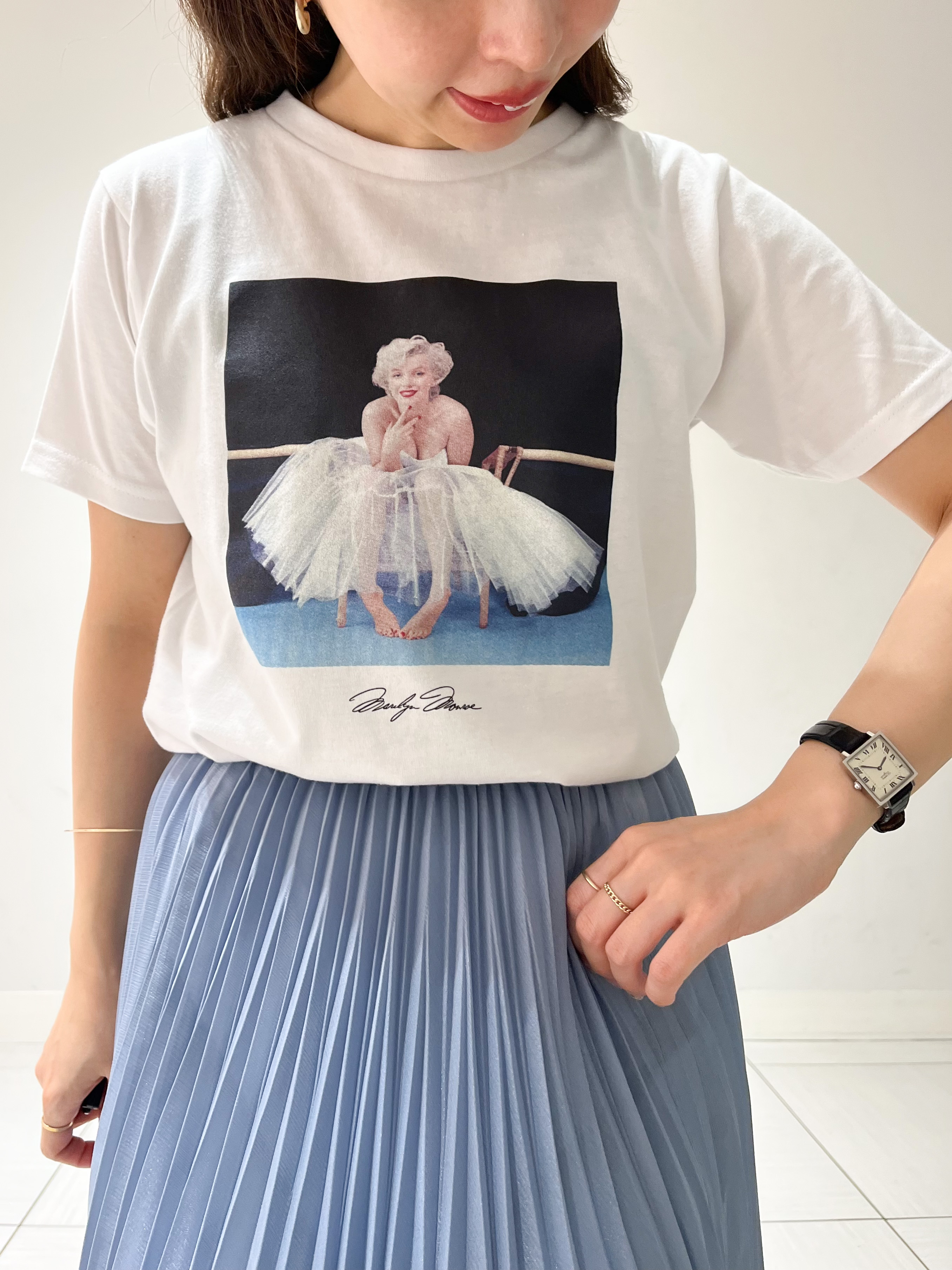 じゅんさんの「DRESSTERIOR｜【別注】マリリンモンロー/アートフォトT」を使ったコーディネート